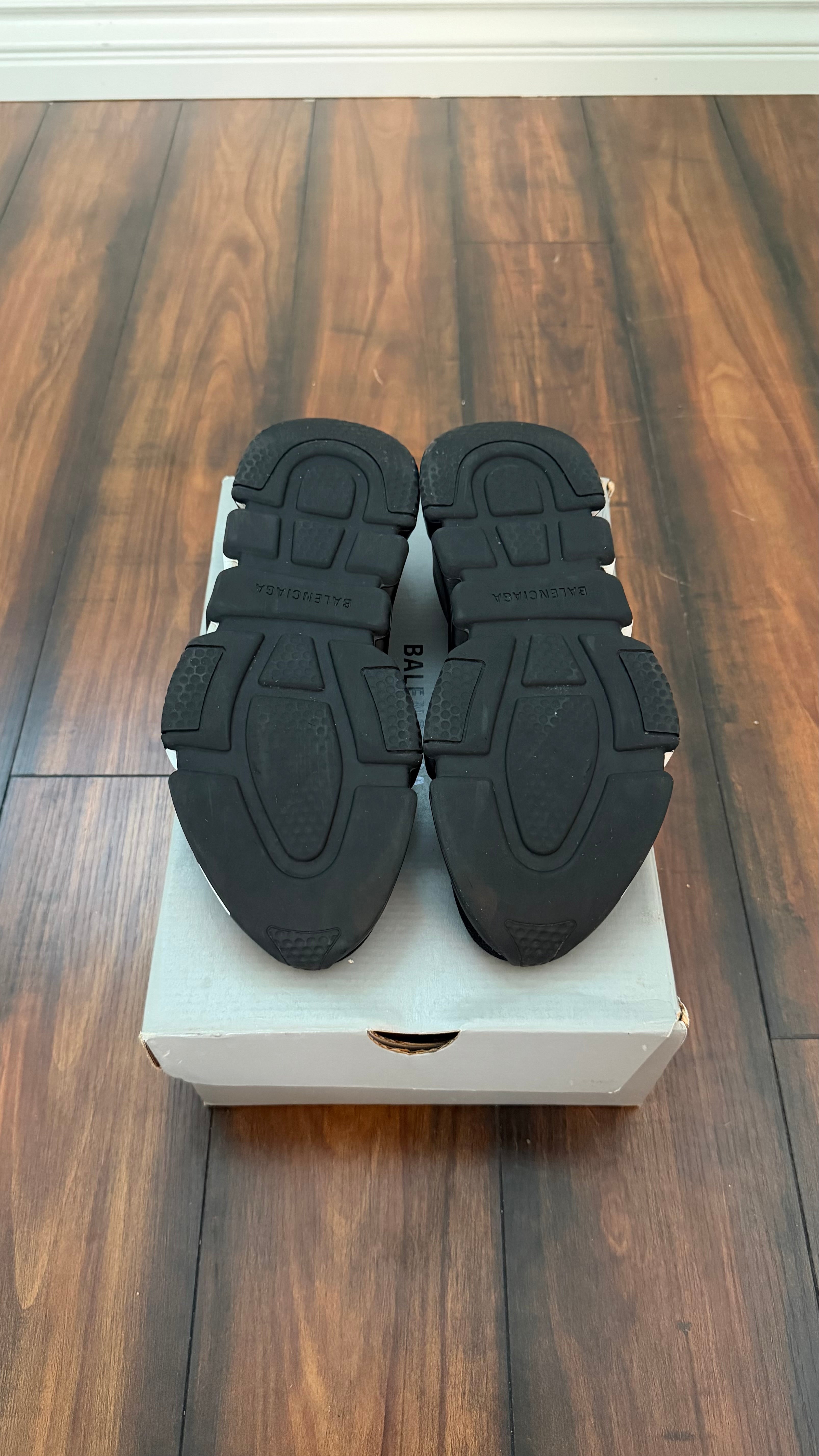 Balenciaga sock speed trainer (size 39EU - 7.5US)