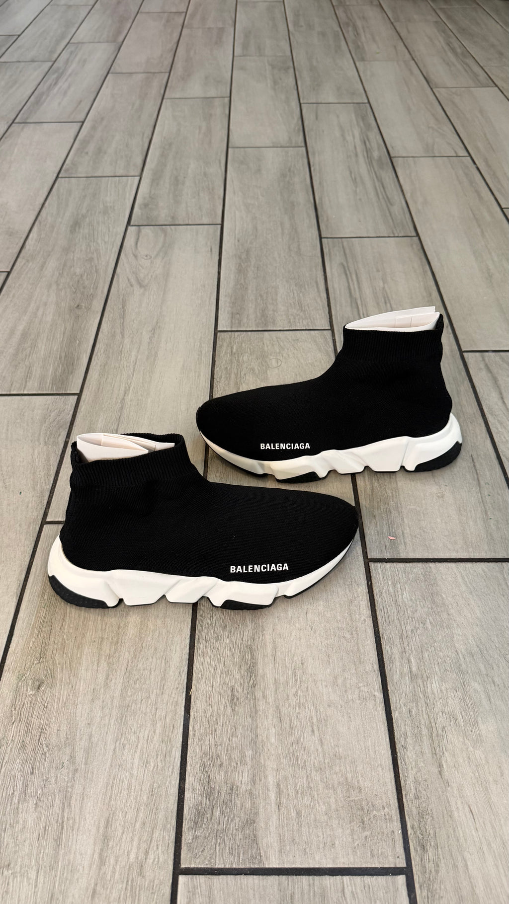 Balenciaga speed trainer (size 38EU - 8W - 6.5youth)