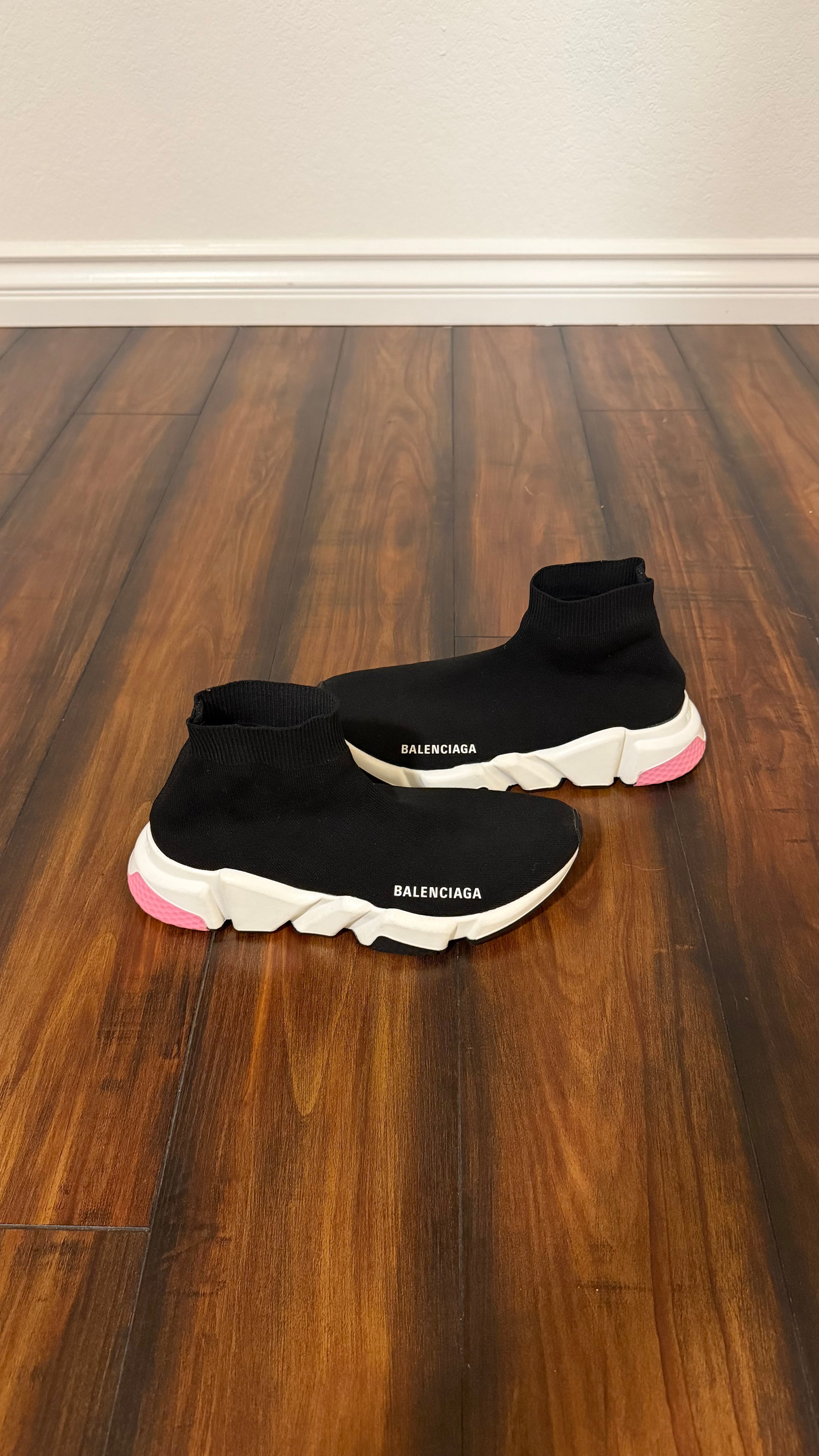 Balenciaga sock speed trainer (size 38EU - 8W - 6.5youth)