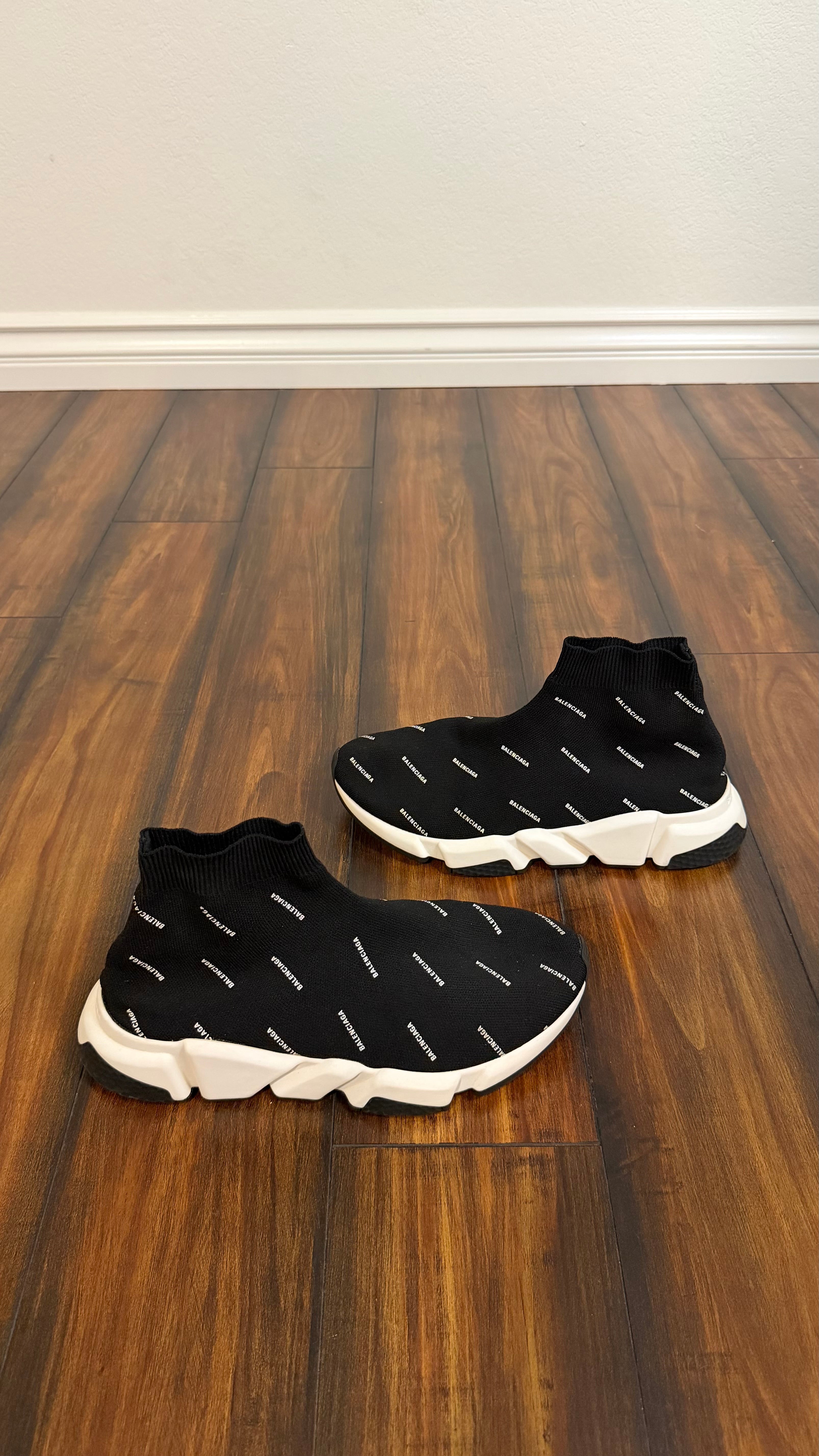 Balenciaga sock speed trainer (size 41EU - 8.5US)