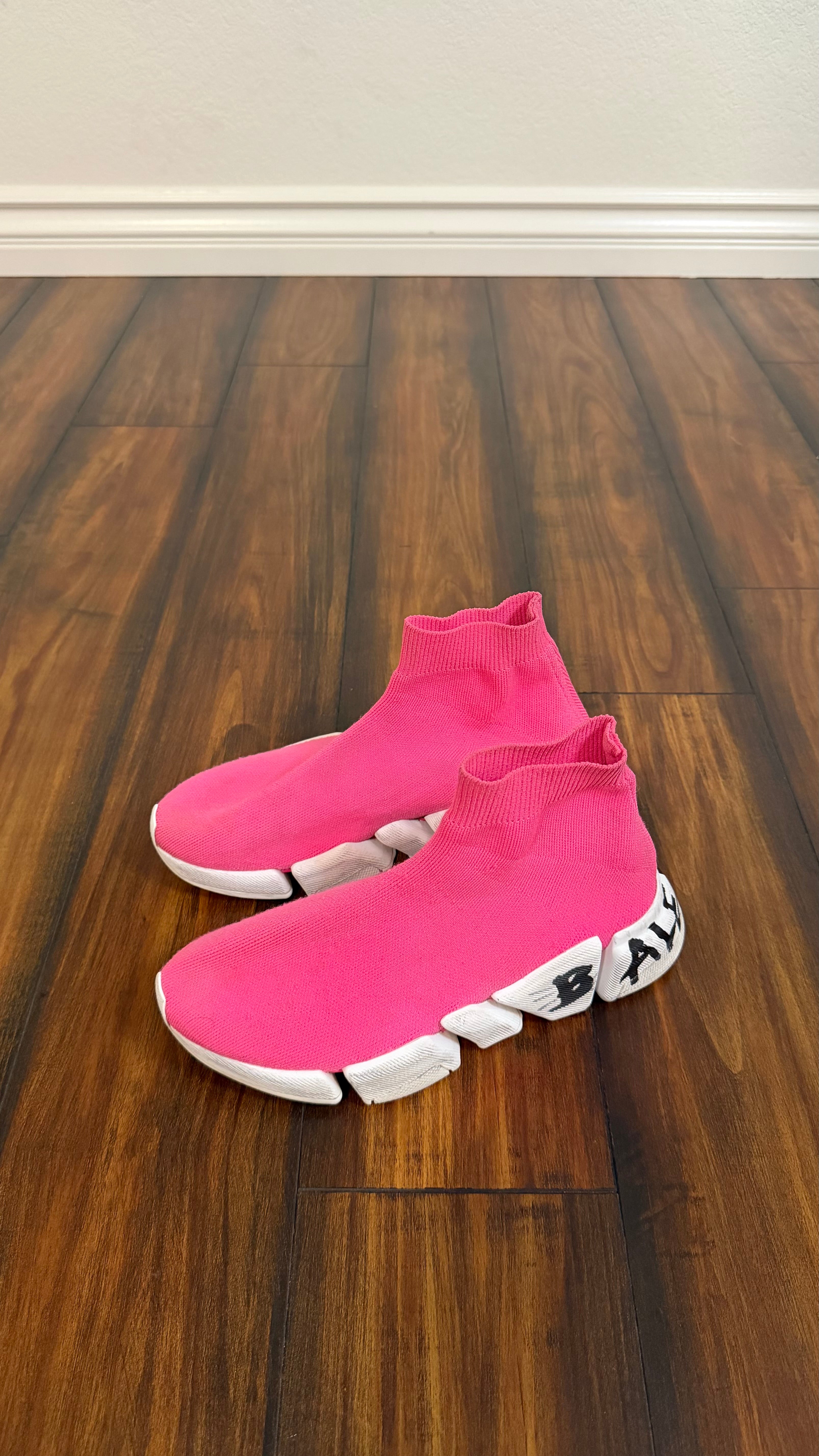 Balenciaga sock speed trainer (size 38EU - 8W - 6.5youth)