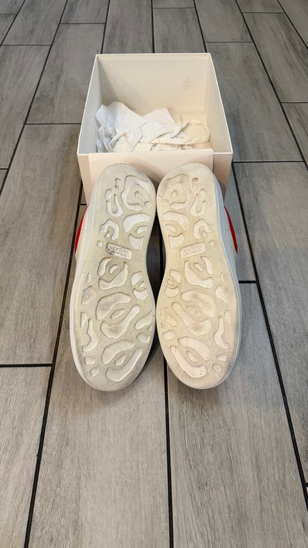 Alexander McQueen (size 42EU- 9US)