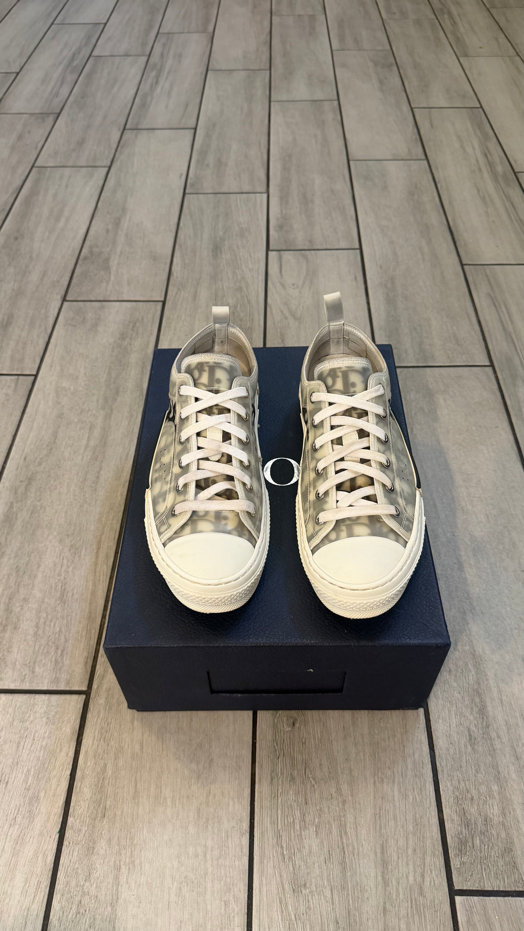 Christian Dior b23 (size 40EU - 8US)