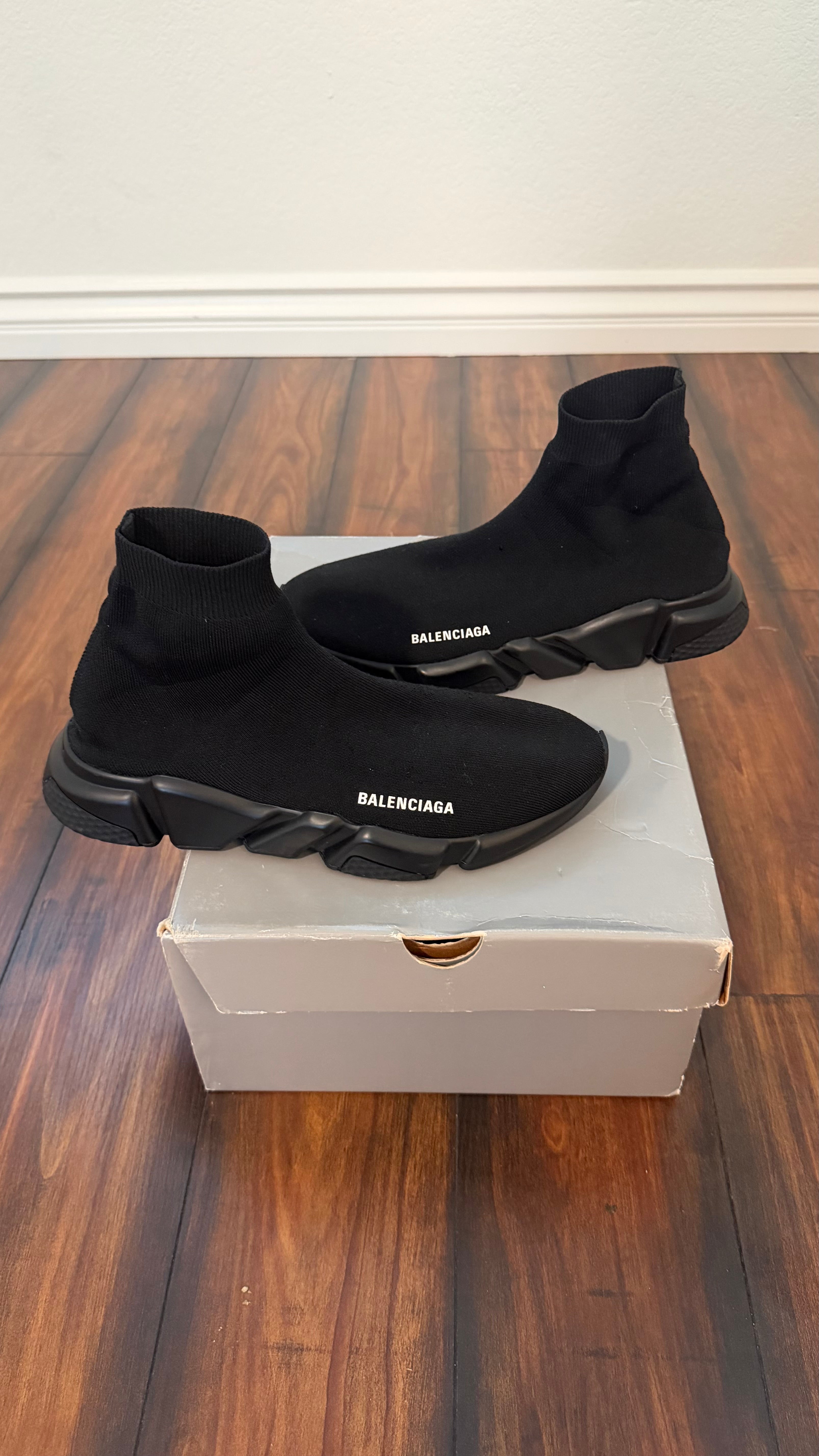 Balenciaga sock speed trainer (size 42EU - 9/9.5US)