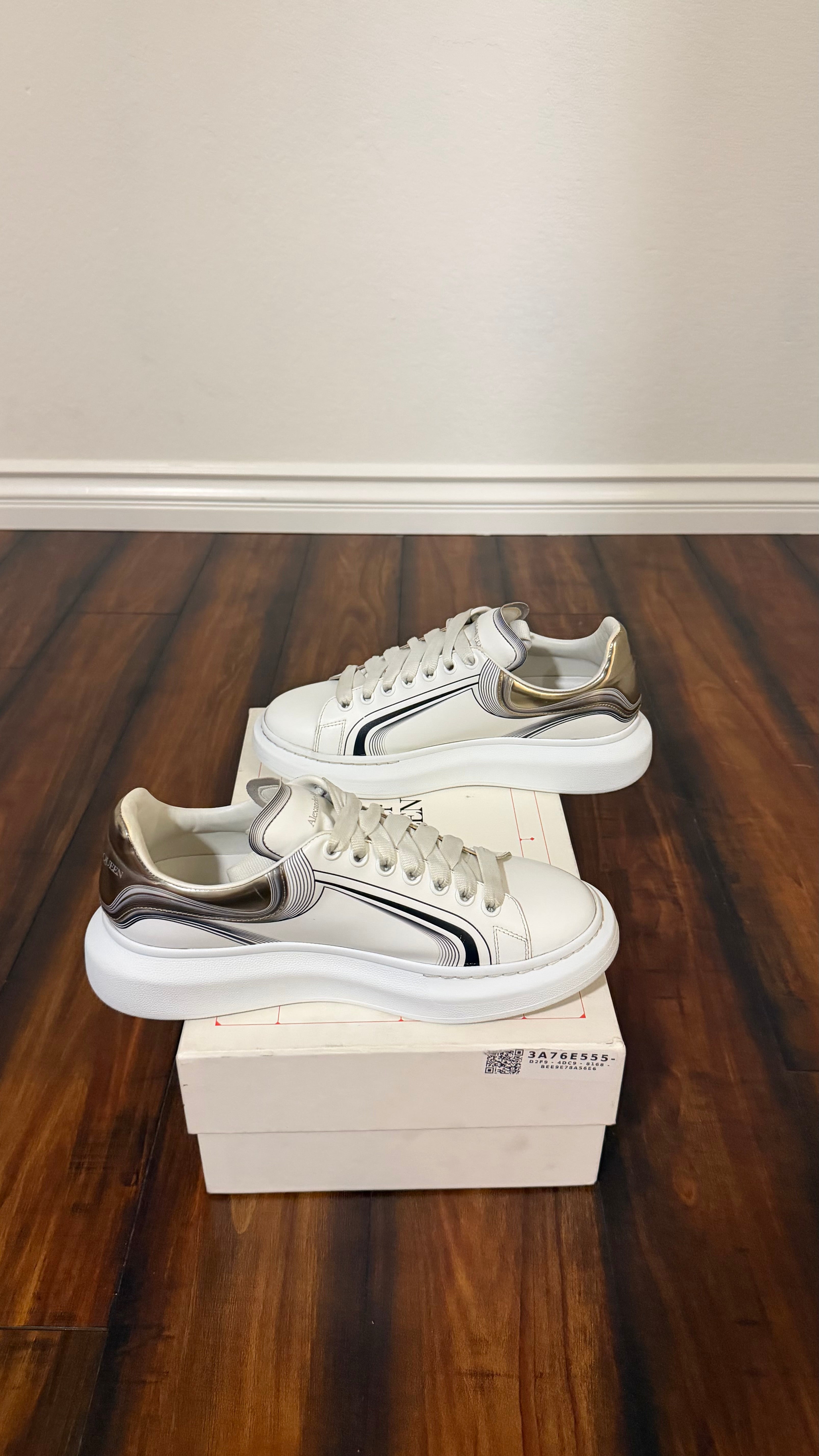 Alexander McQueen sneakers (size 42EU - 9US)