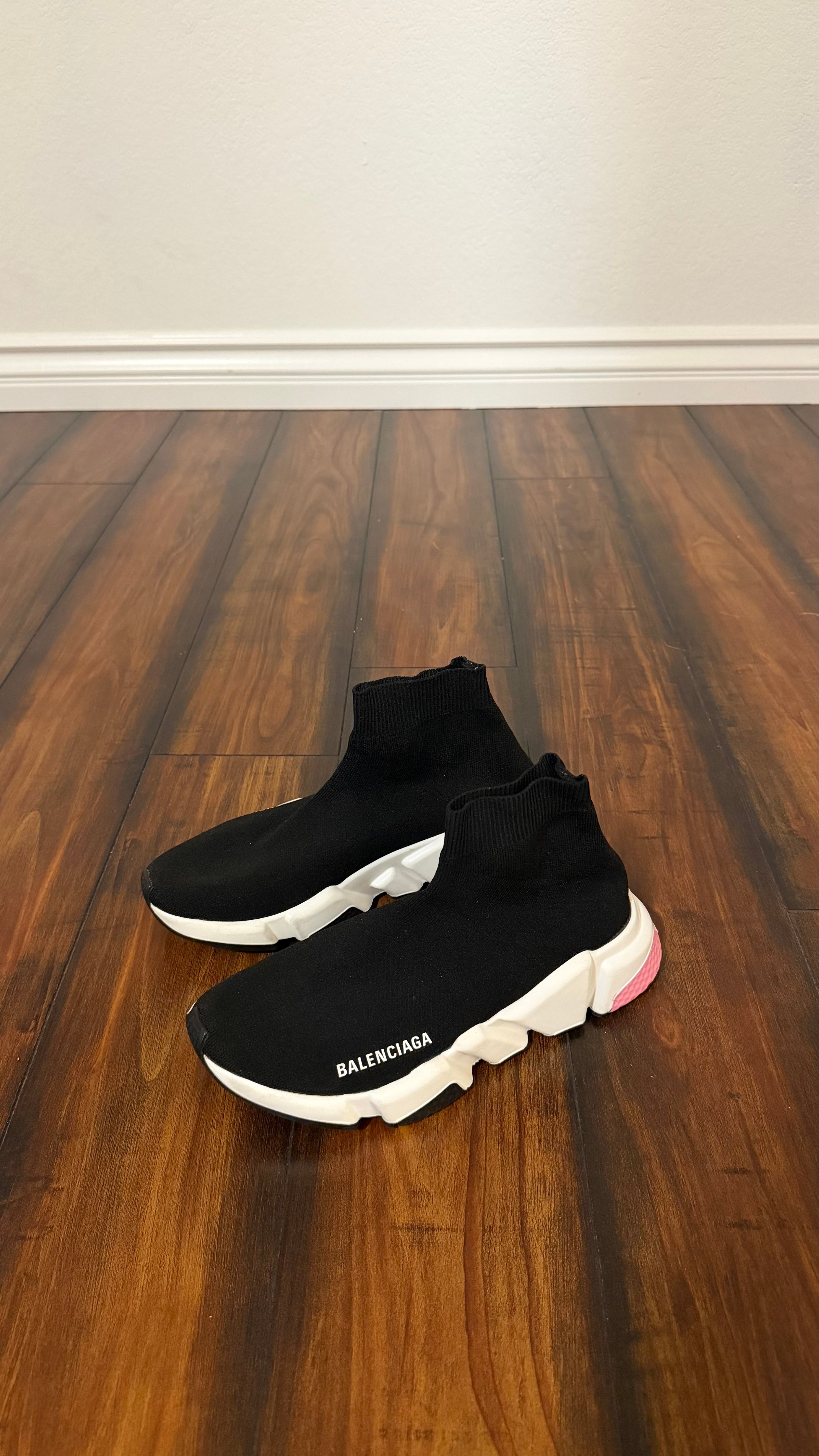 Balenciaga sock speed trainer (size 38EU - 8W - 6.5youth)
