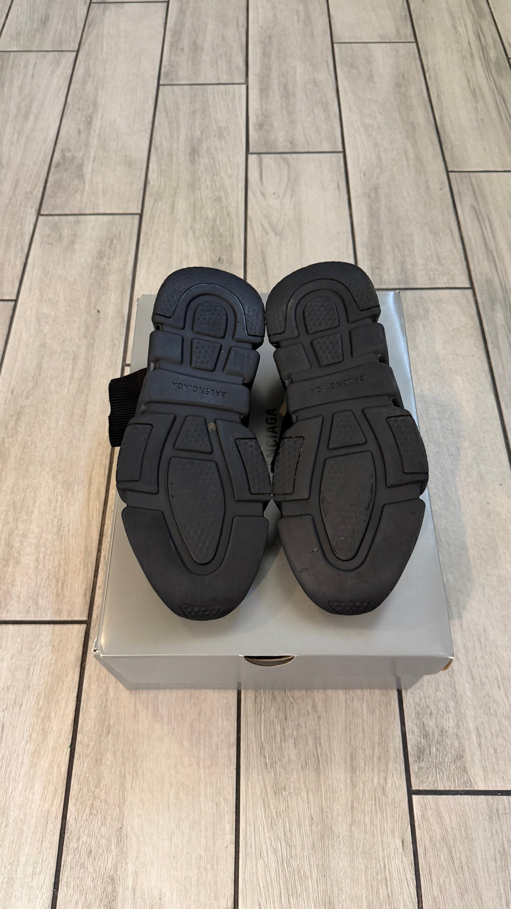 Balenciaga speed trainer sock (size 43EU - 10US)
