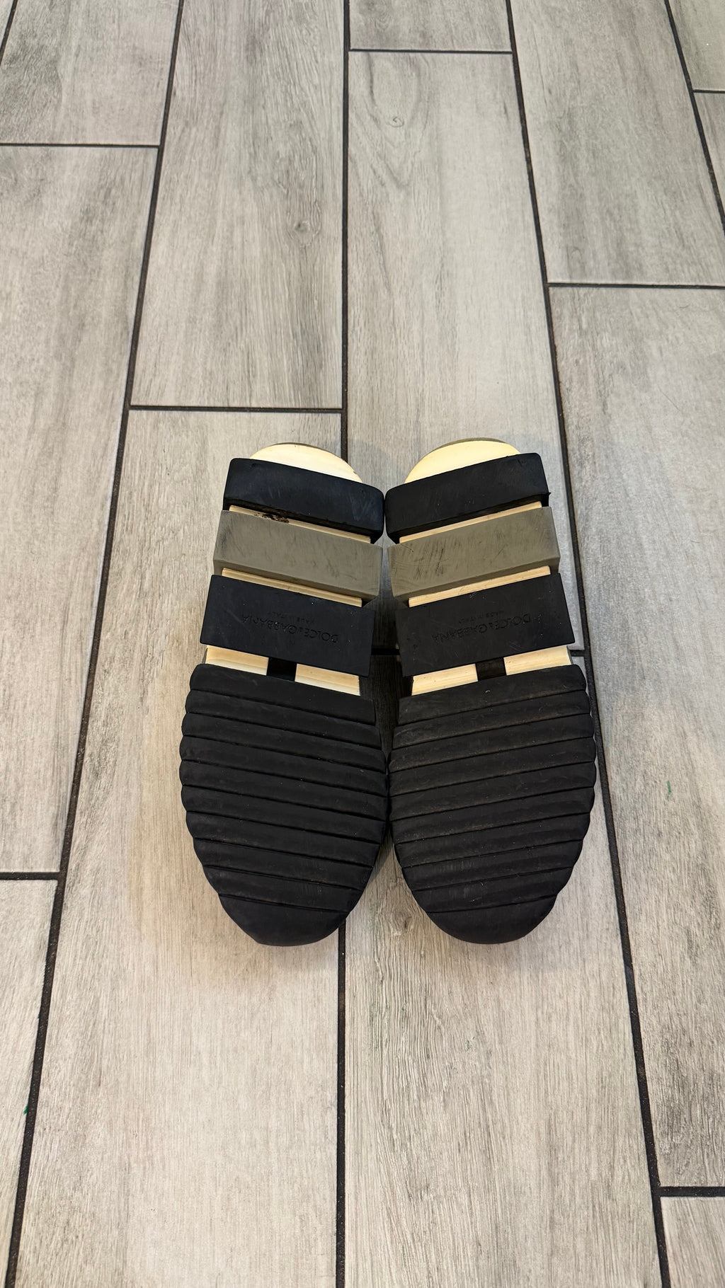 Dolce Gabbana sorrentos (size 40EU - 7US)