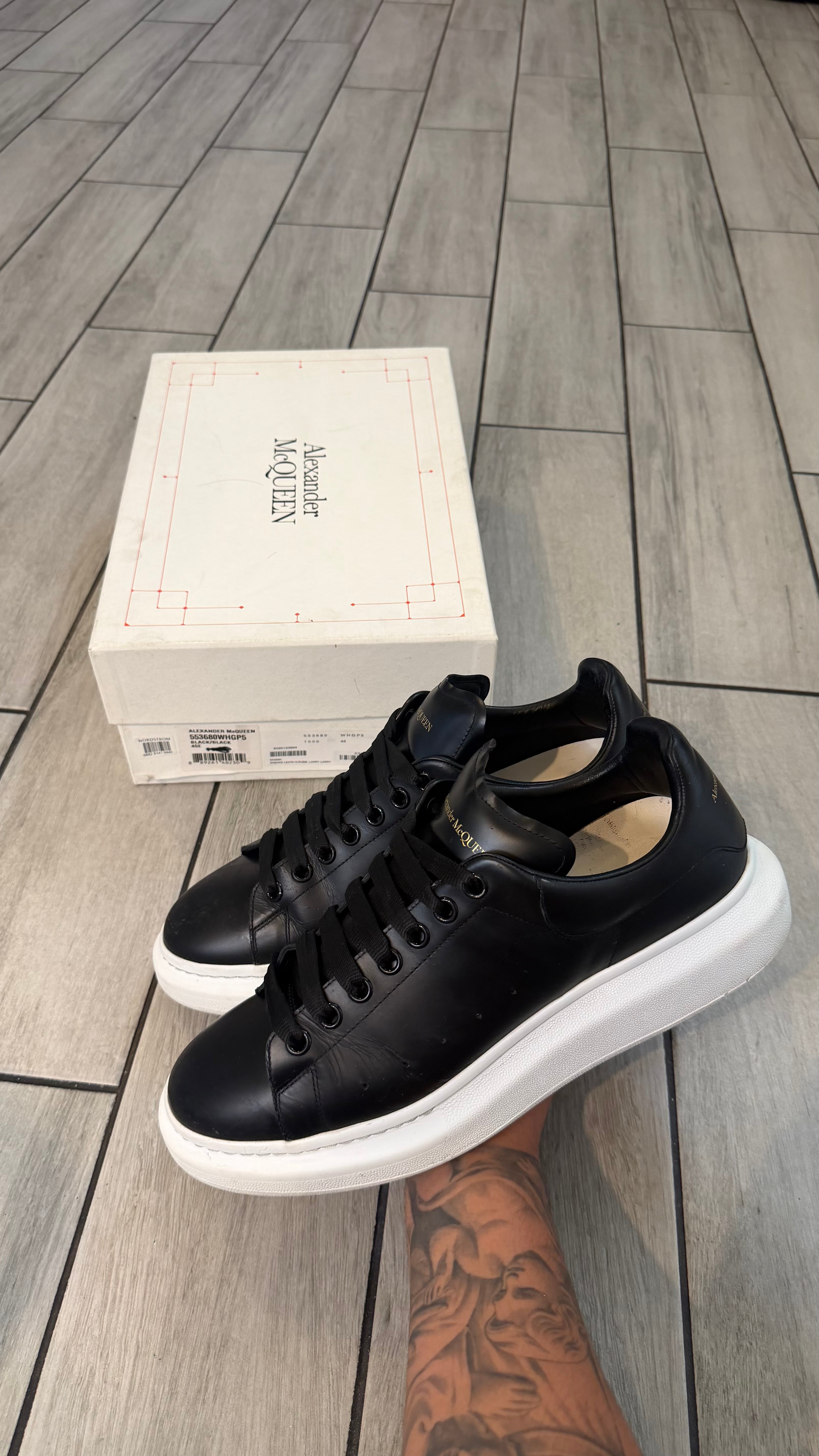 Alexander McQueen (size 45EU - 12US)