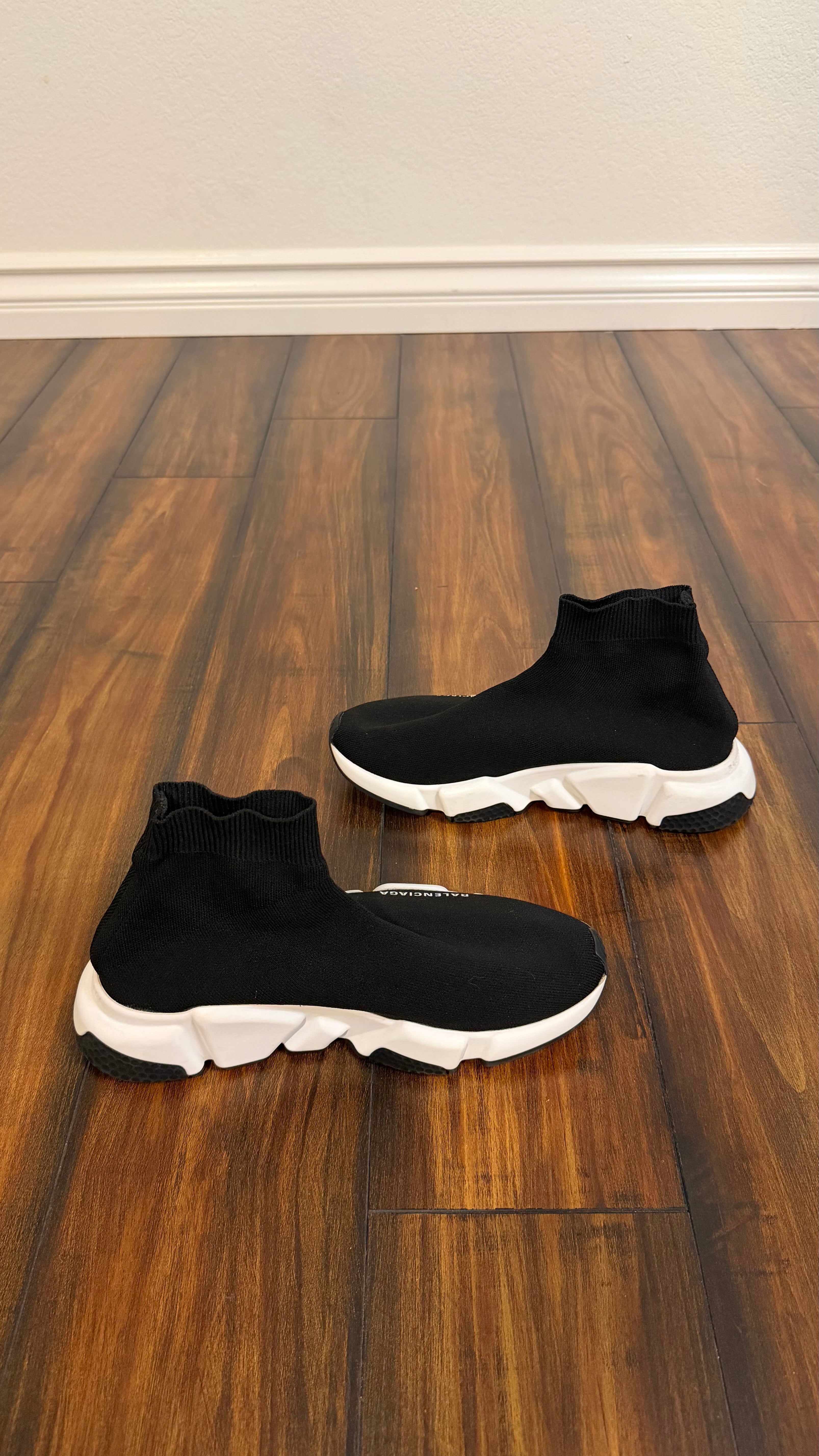 Balenciaga sock speed trainer (size 38EU - 6.5youth - 8 women)