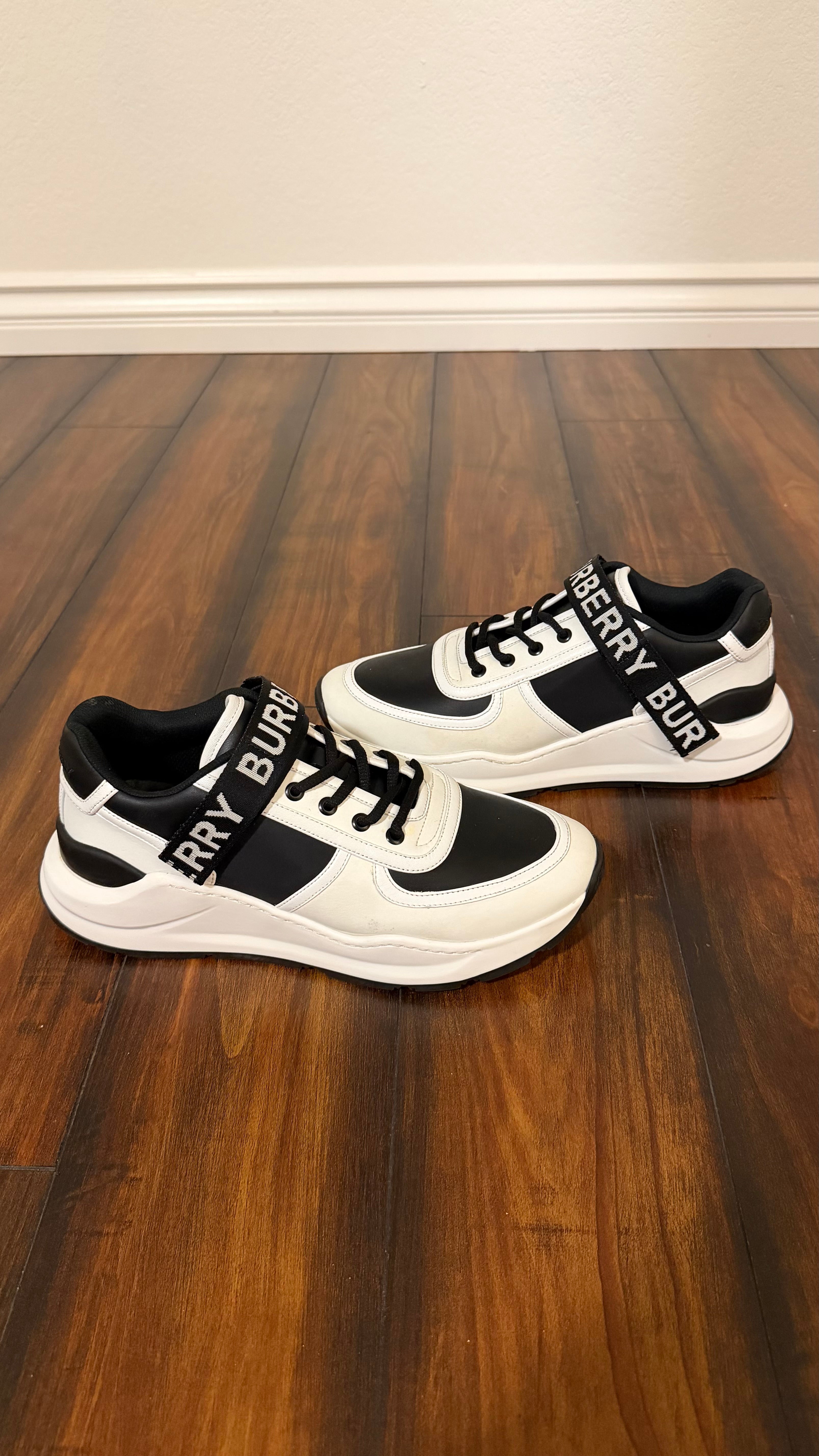 Burberry Ramsey (41EU - 8/8.5US)