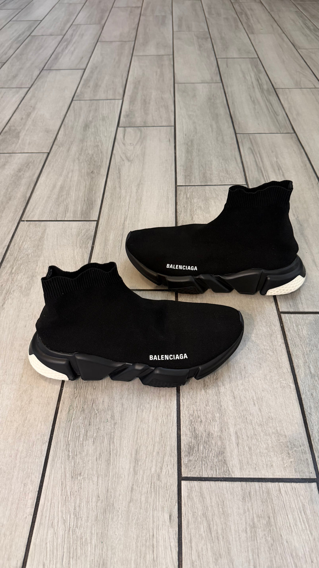 Balenciaga speed trainer (size 41EU - 8.5US)