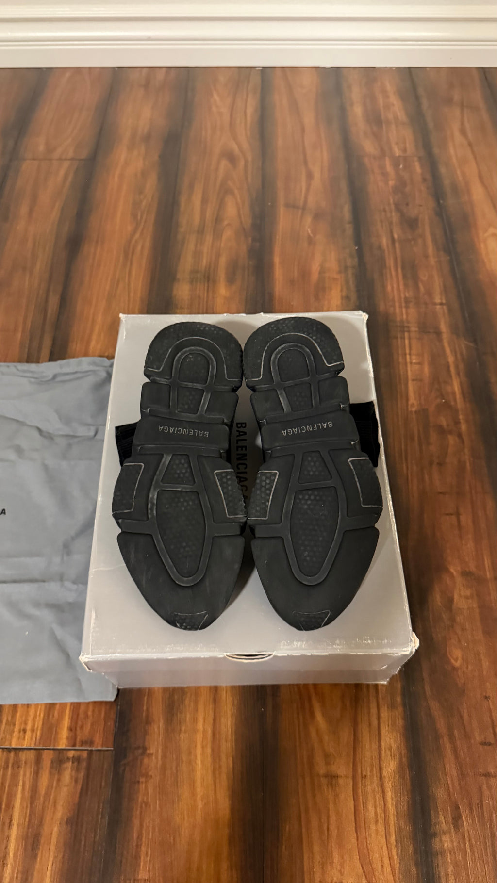 Balenciaga sock speed trainer (size 39EU - 7US)