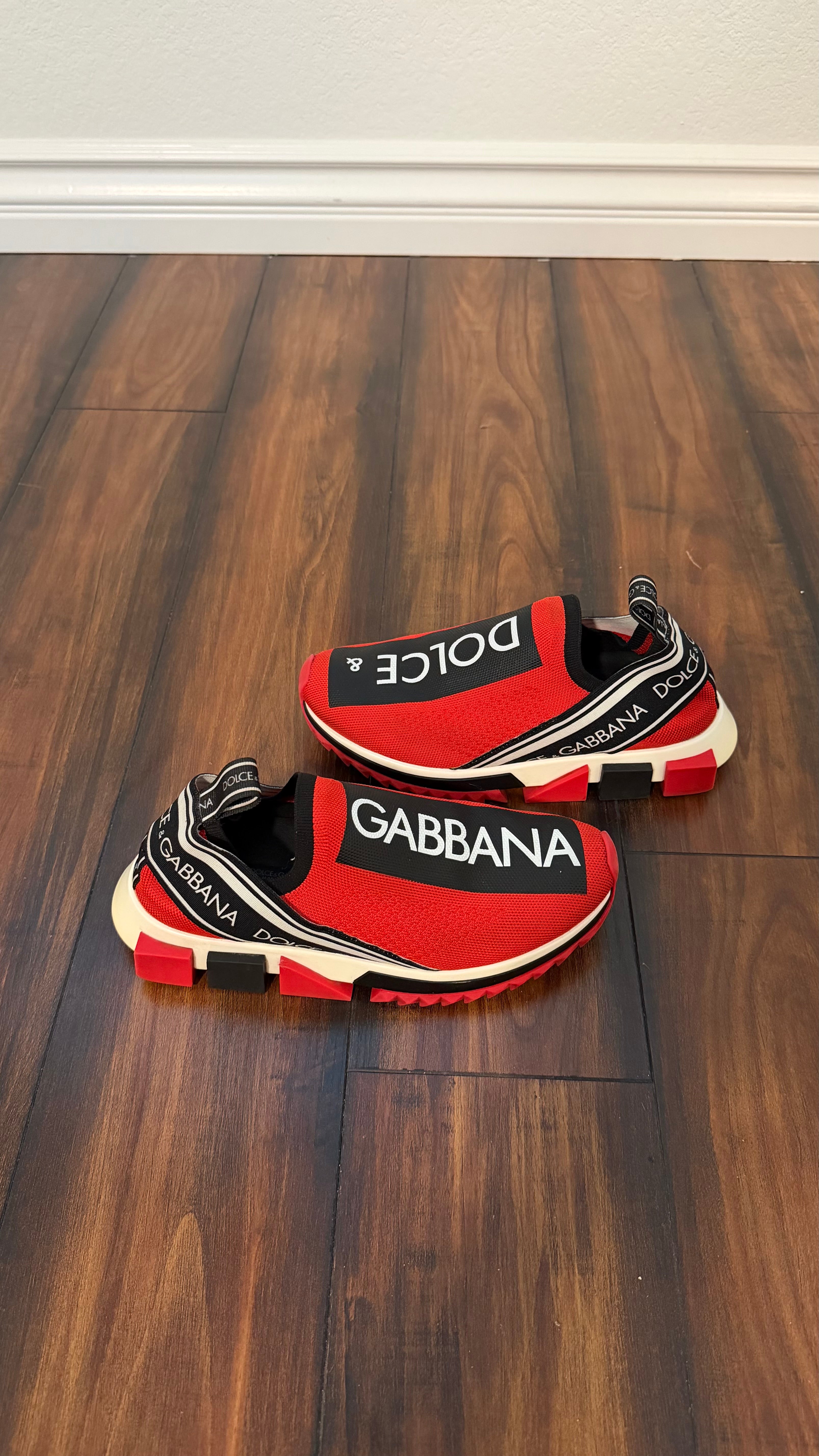 Dolce Gabbana sorrentos (size 37EU - 6W - 4youth)