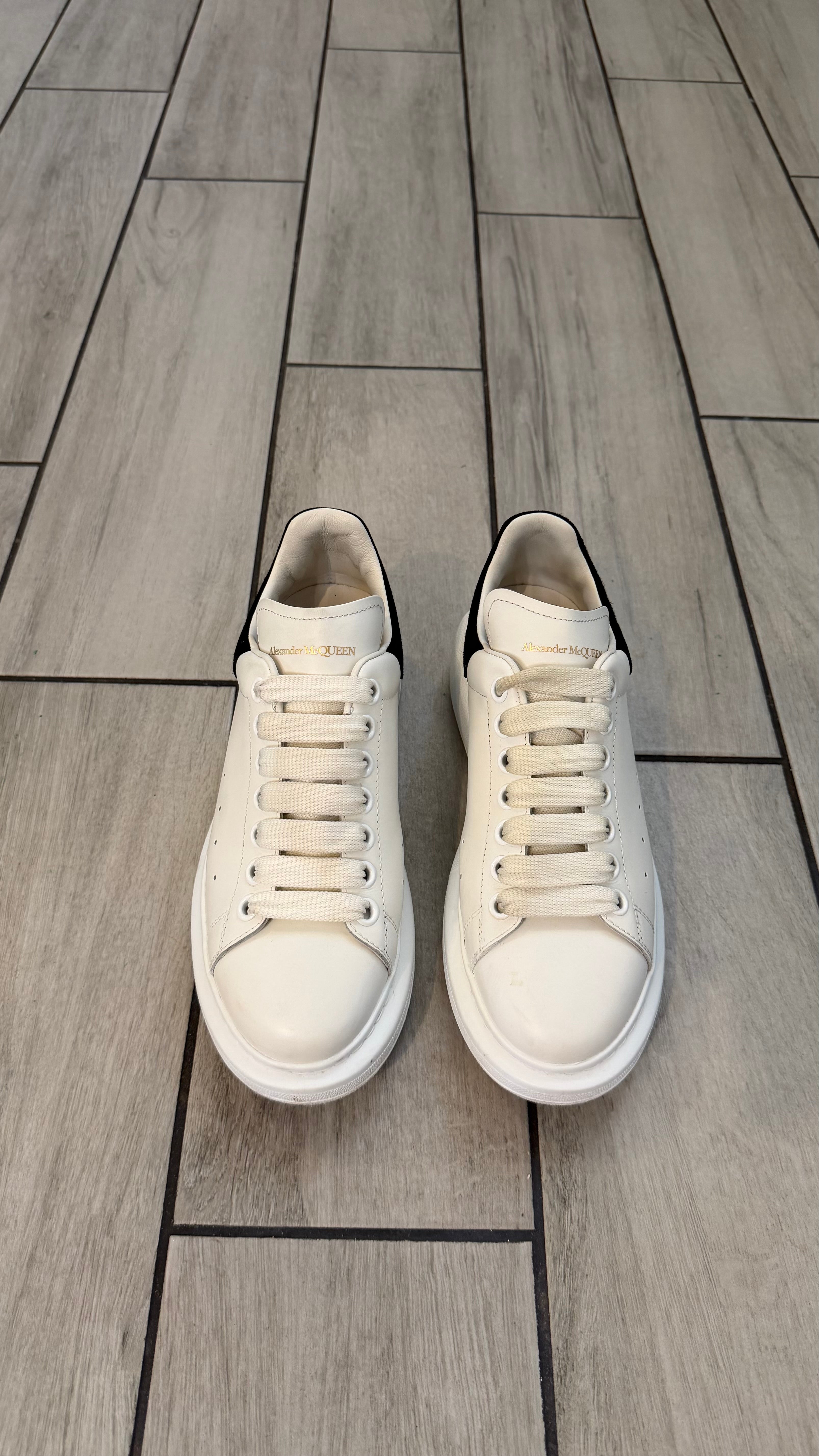 Alexander McQueen (size 39.5EU - 7.5US)