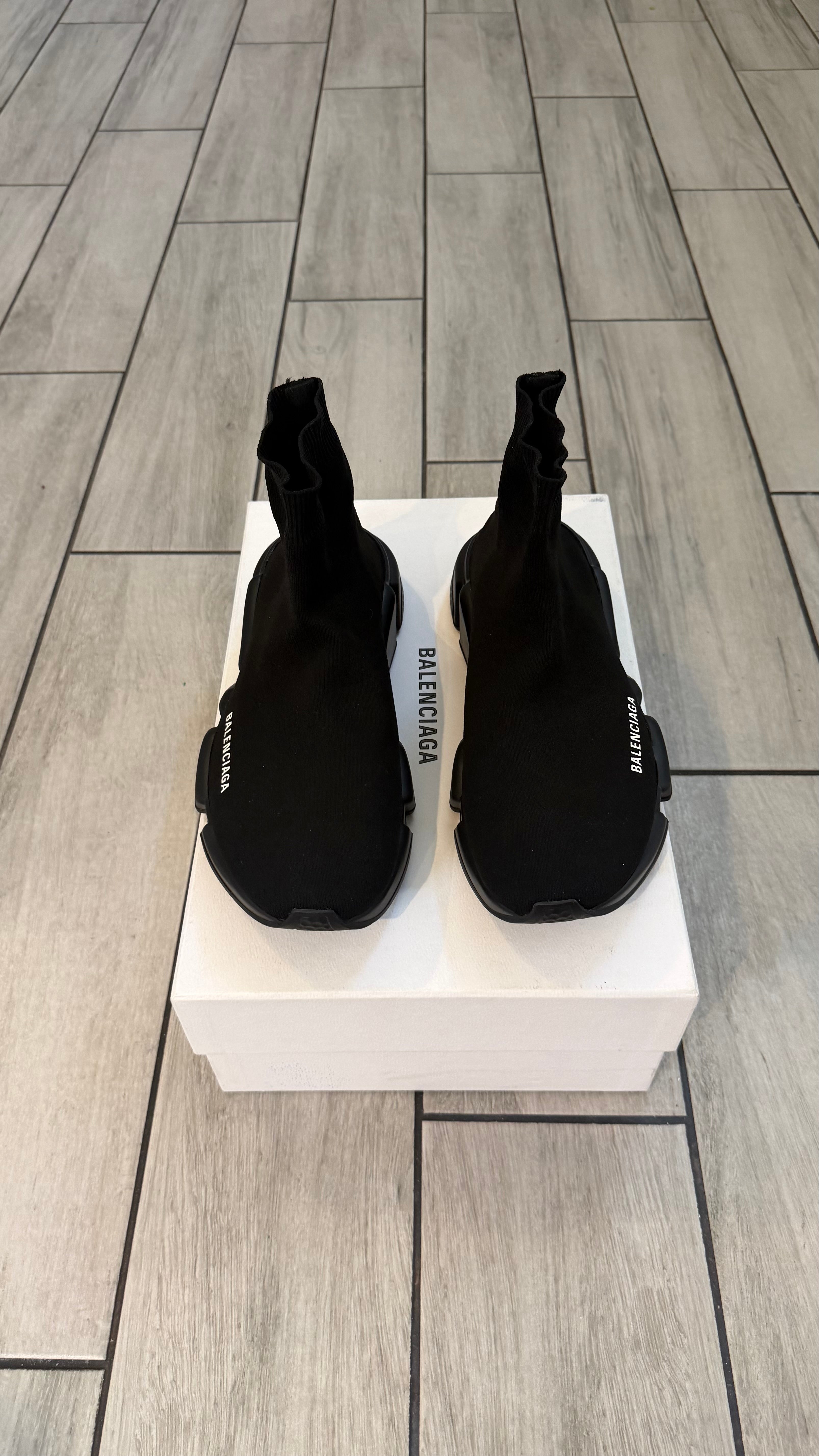 Balenciaga speed trainer sock (size 42EU - 9.5US)