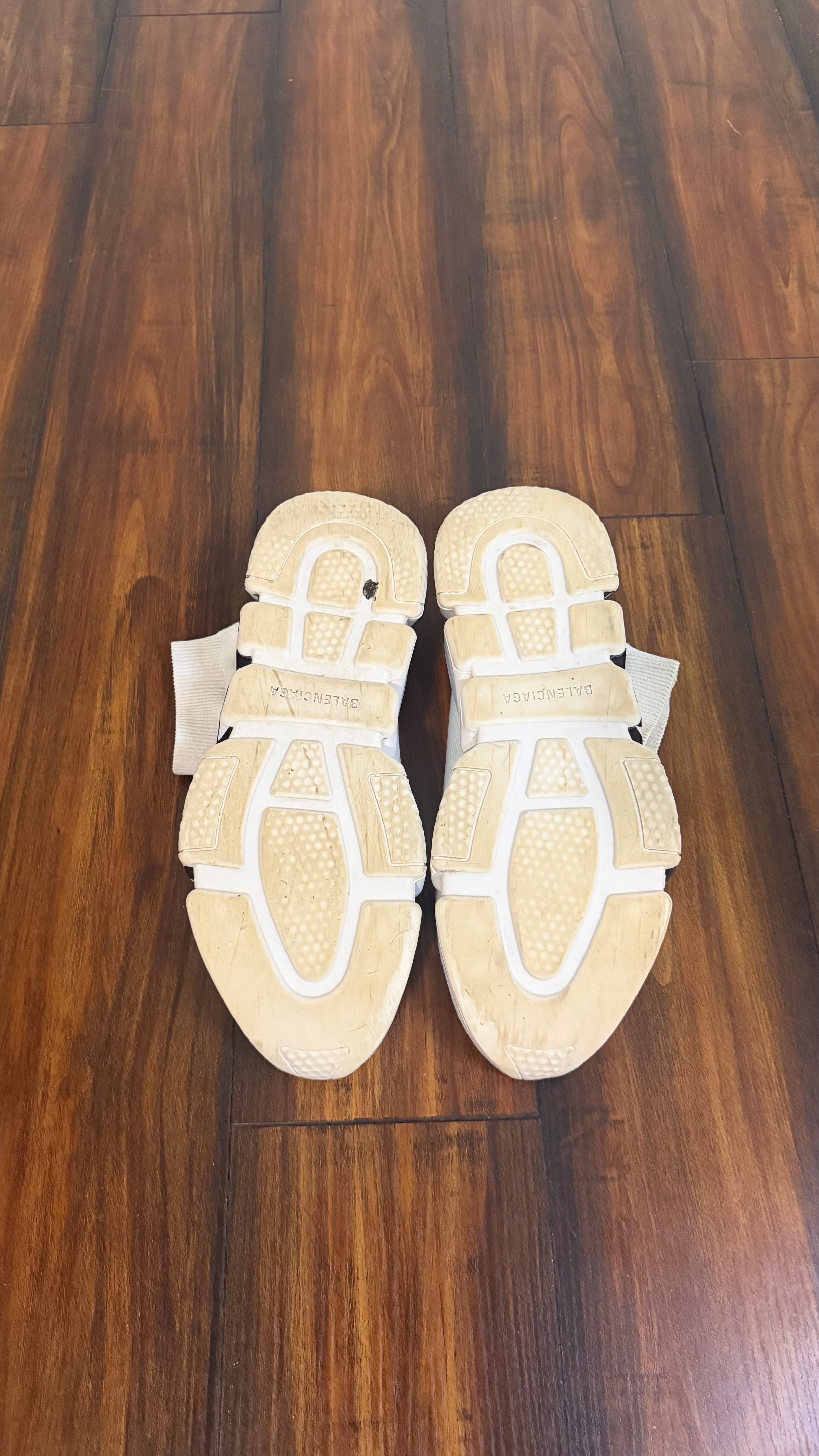 Balenciaga sock speed trainer (size 42EU - 9/9.5US)