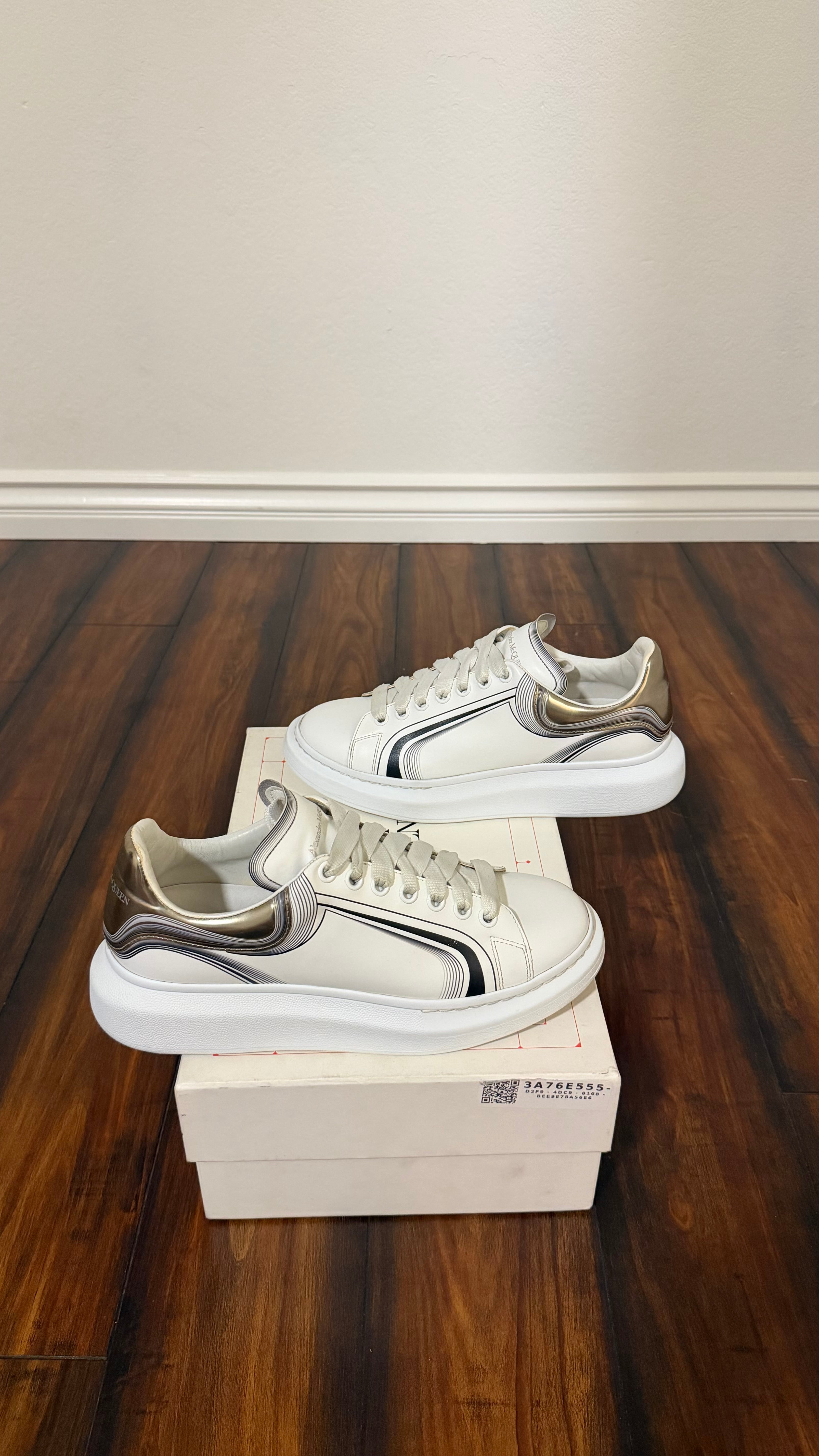 Alexander McQueen sneakers (size 42EU - 9US)