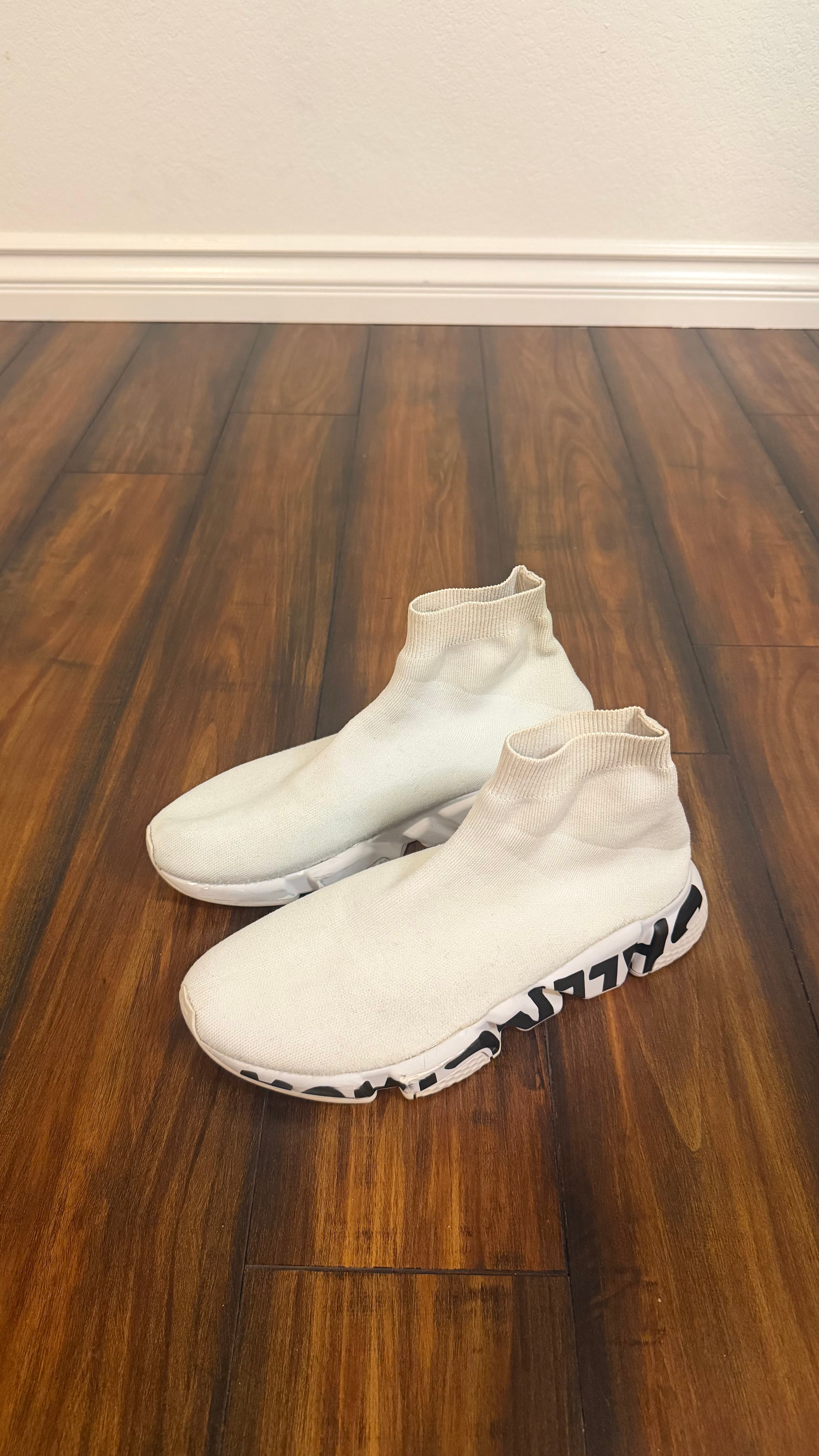 Balenciaga sock speed trainer (size 42EU - 9/9.5US)