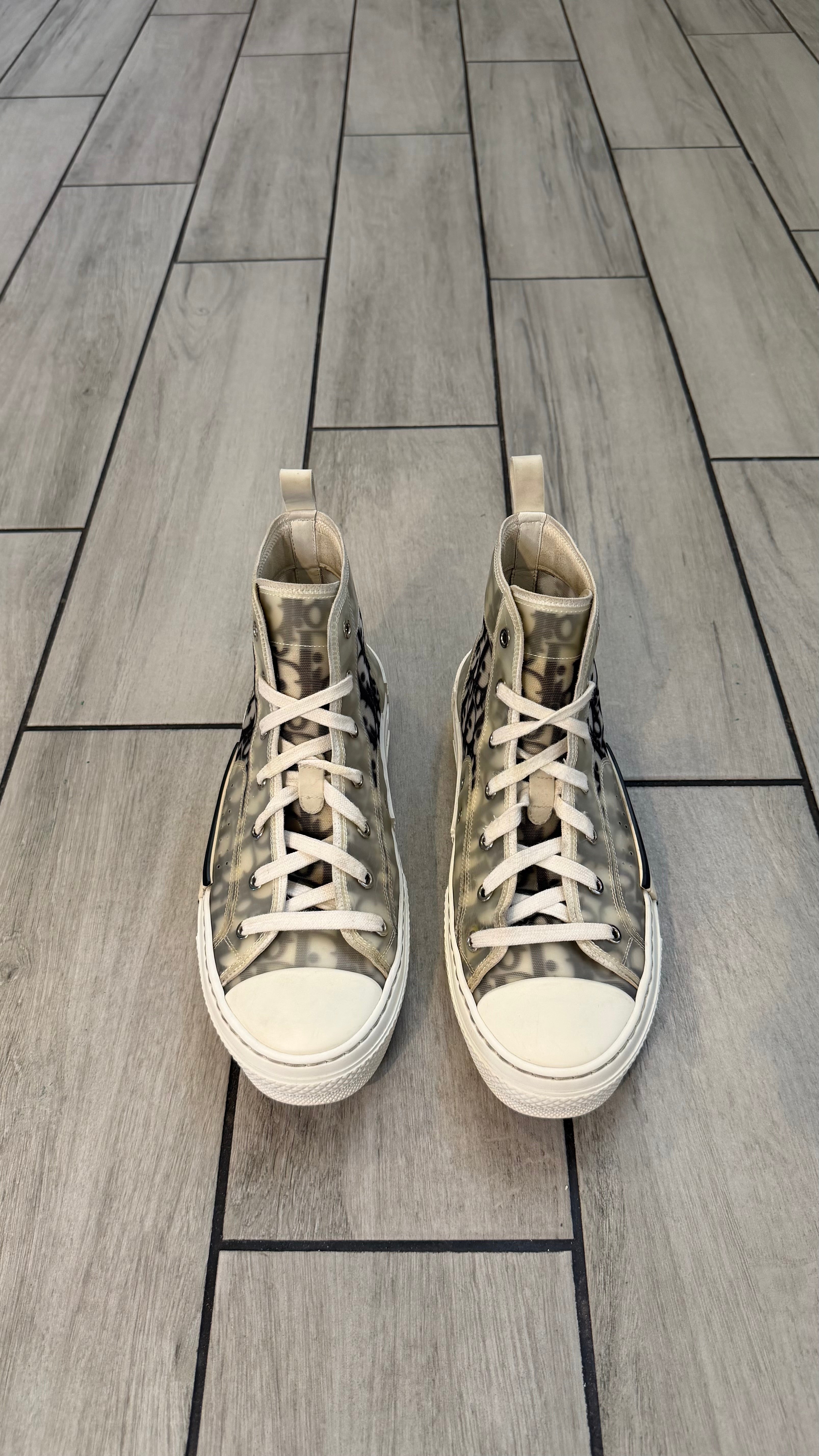 Christian Dior b23 (size 40EU - 8US)