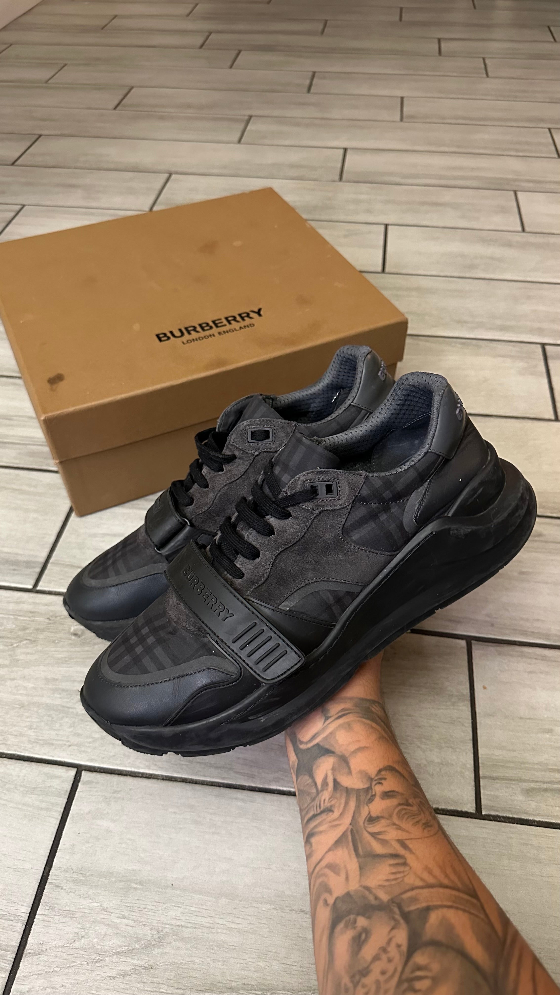 Burberry Ramsey (size 45EU - 11.5/12US)