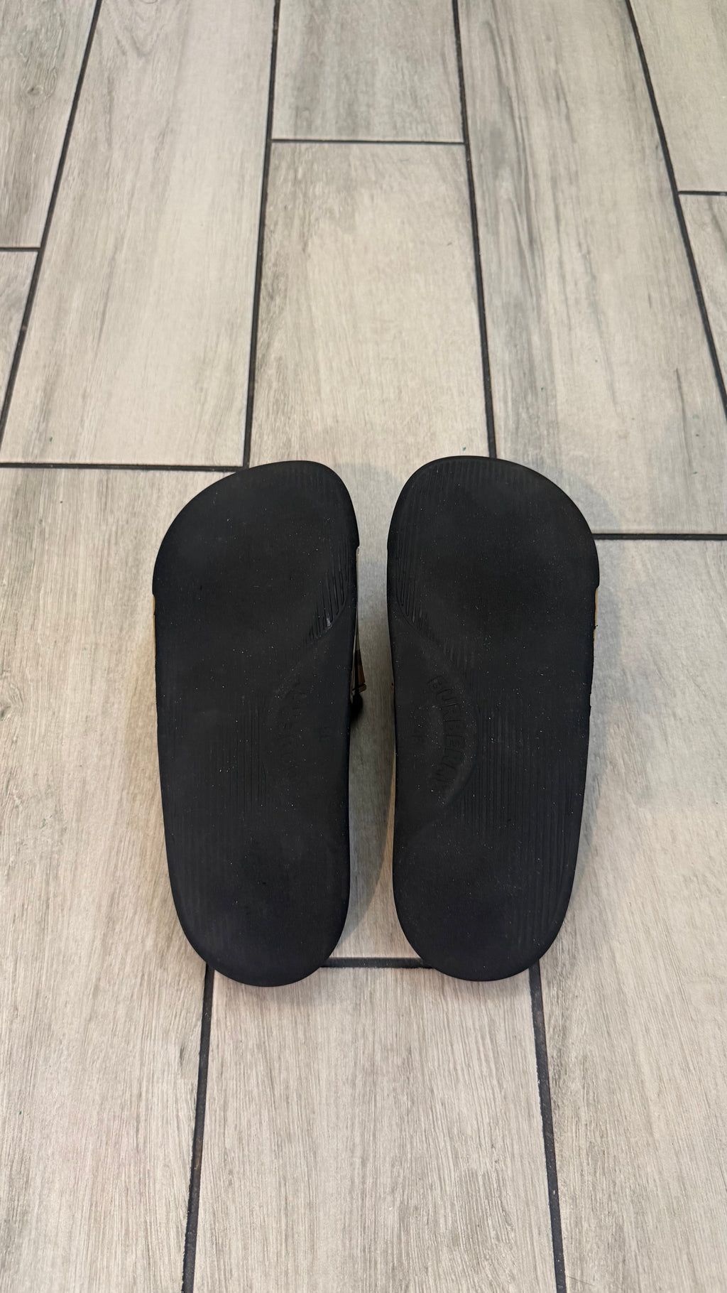 Burberry check slides (size 38EU - 7W - 5.5youth)