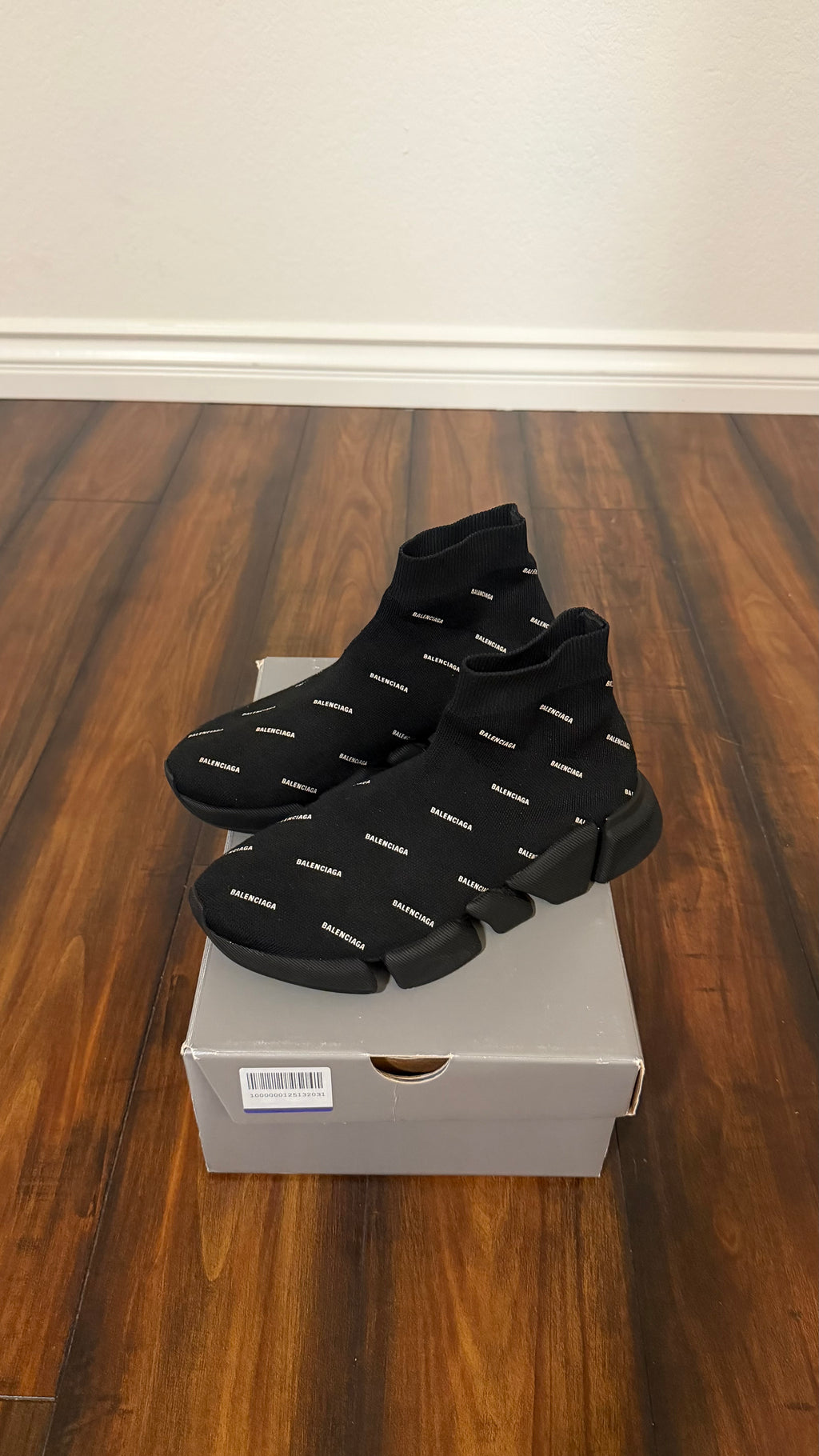 Balenciaga sock speed trainer (size 39EU - 7/7.5US)