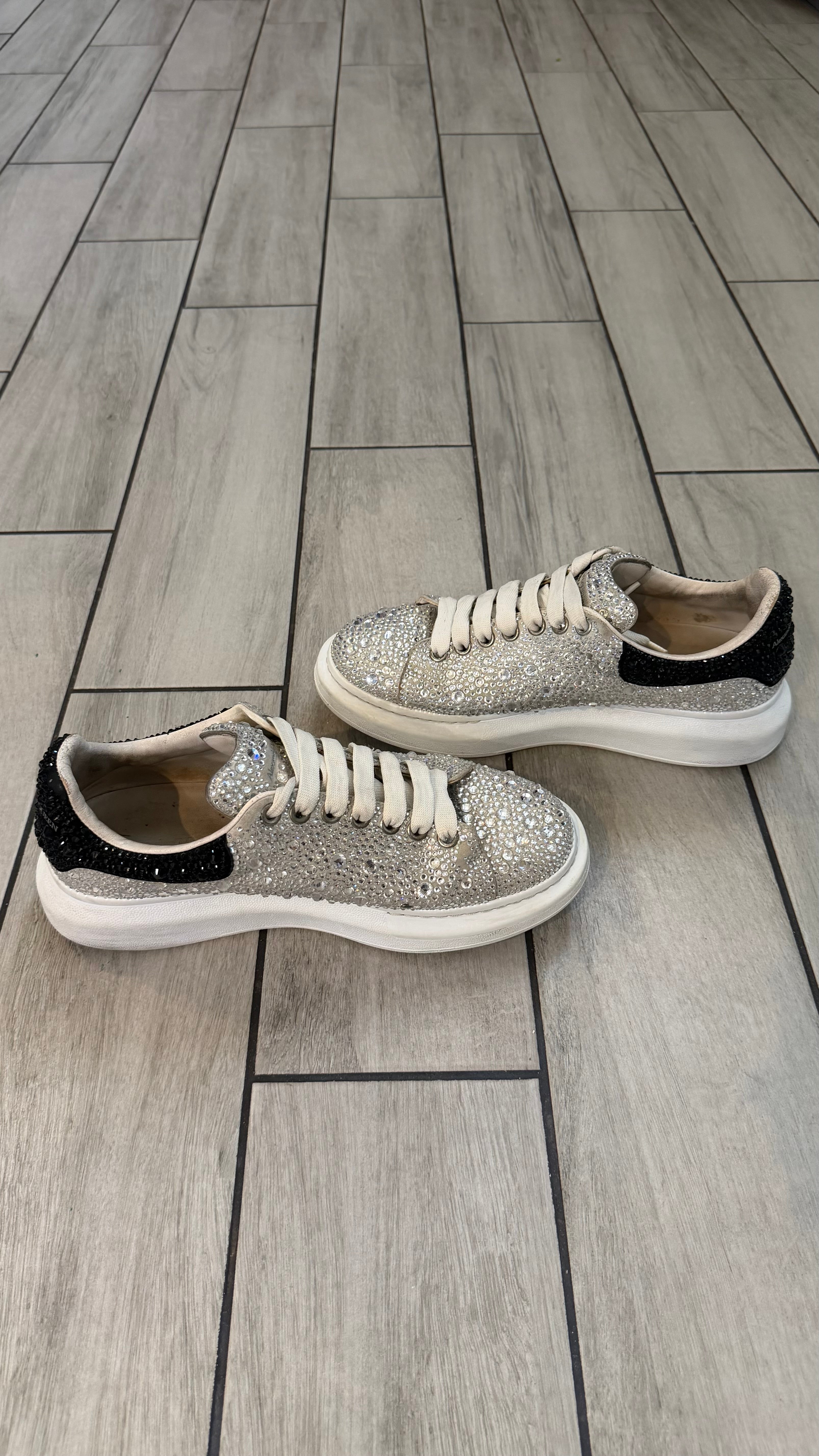 Alexander McQueen crystal (size 43EU - 10US)