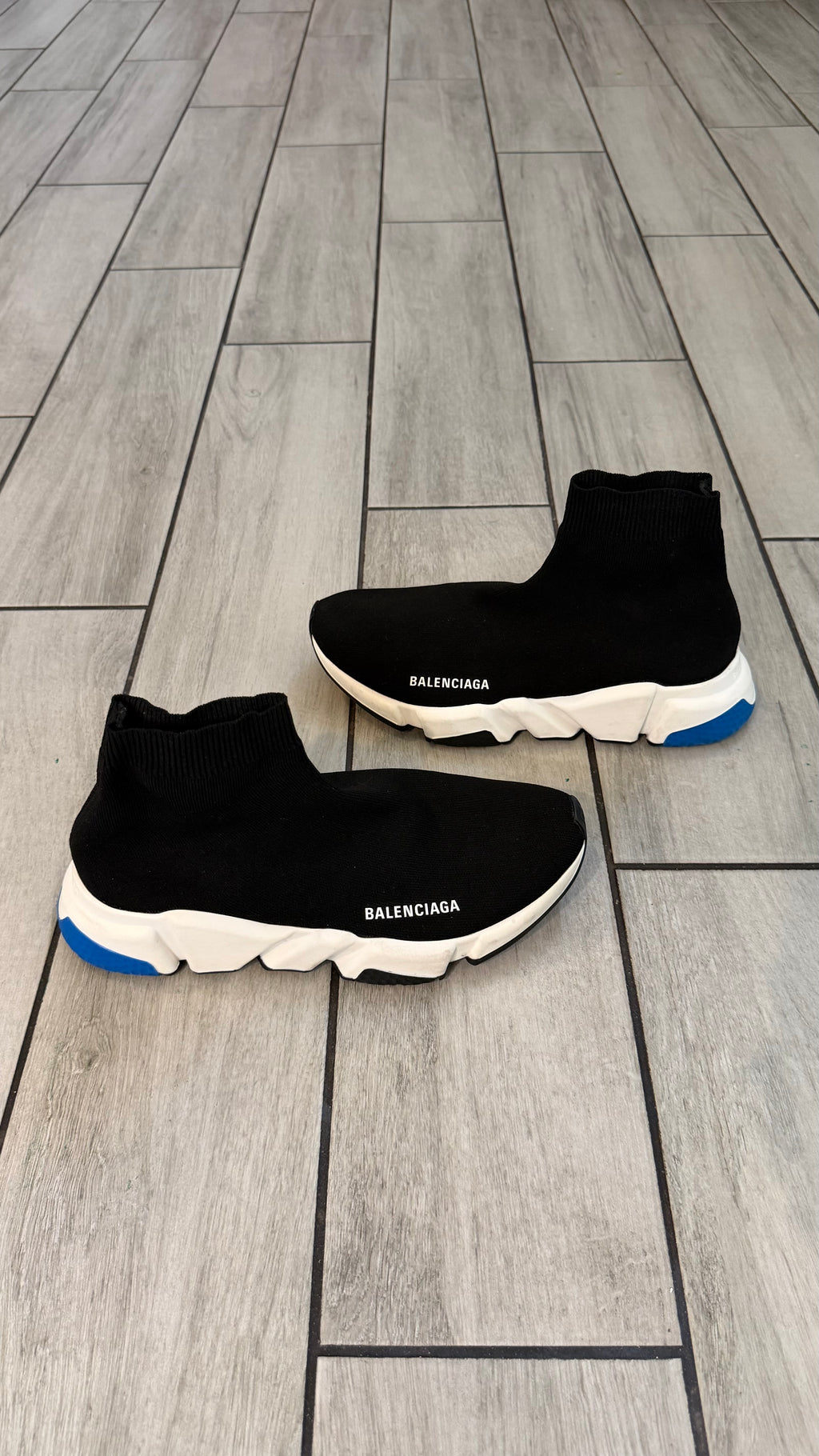 Balenciaga speed trainer (size 40EU - 7.5/8US)