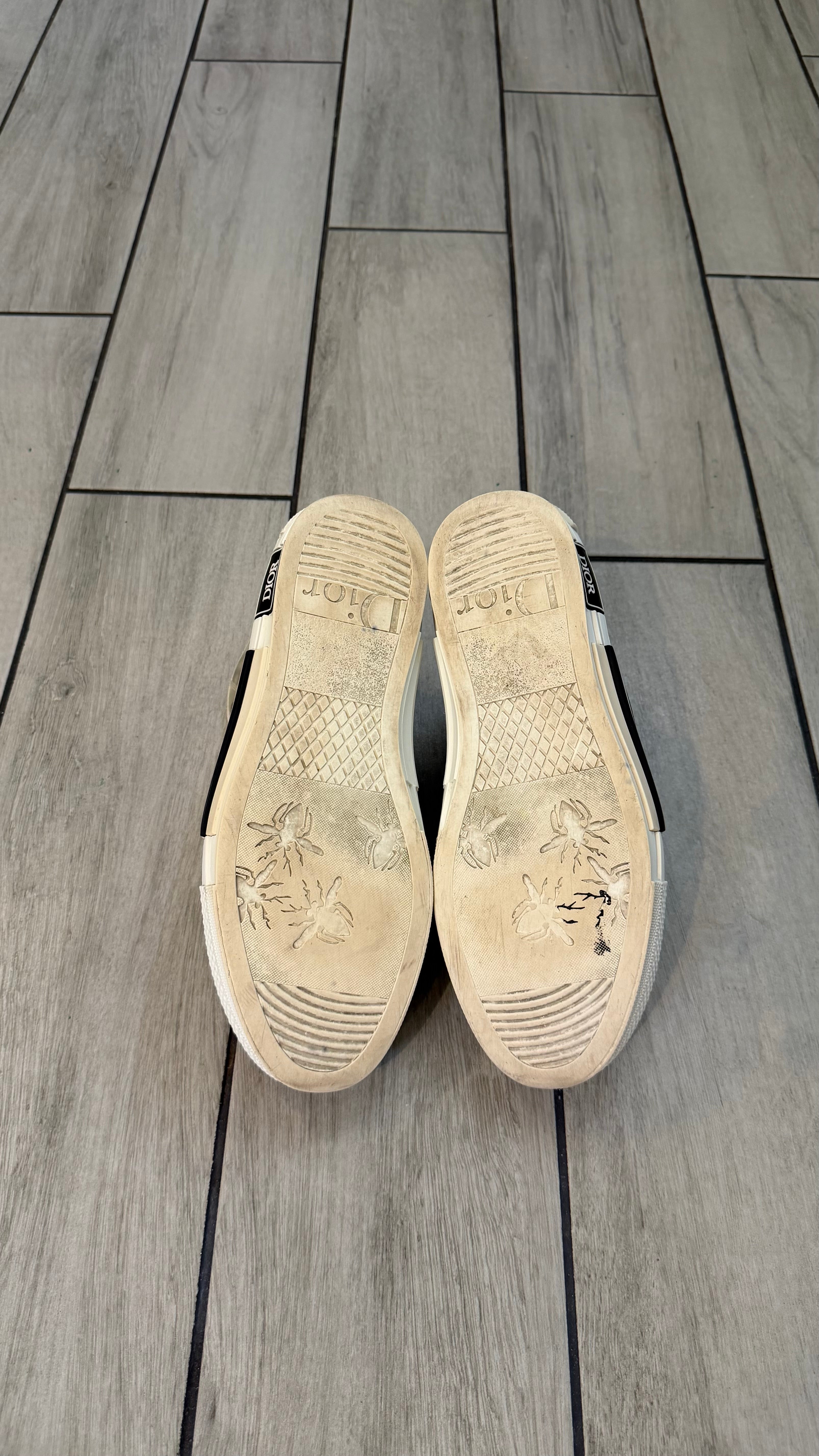 Christian Dior b23 (size 40EU - 8US)