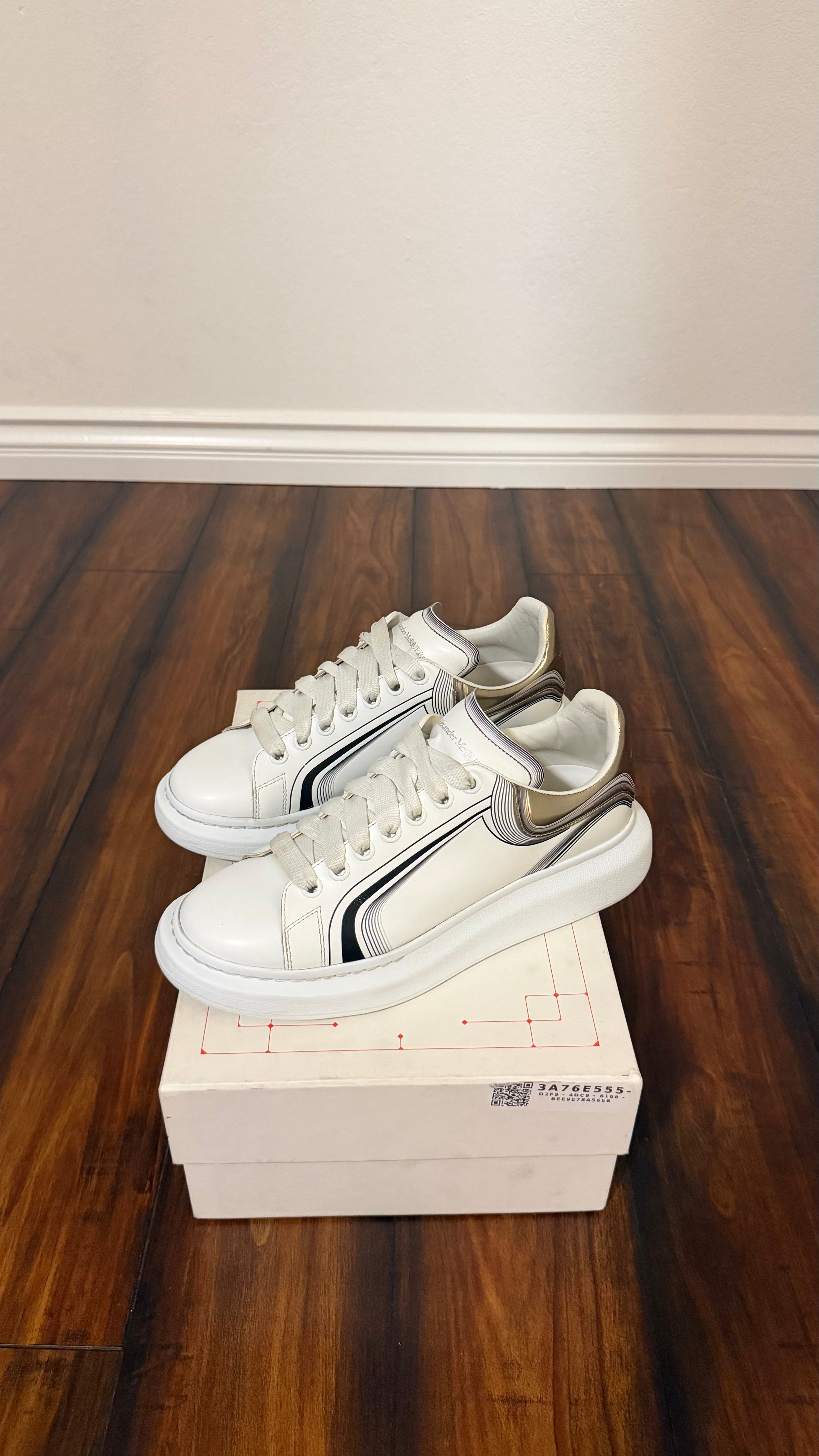 Alexander McQueen sneakers (size 42EU - 9US)