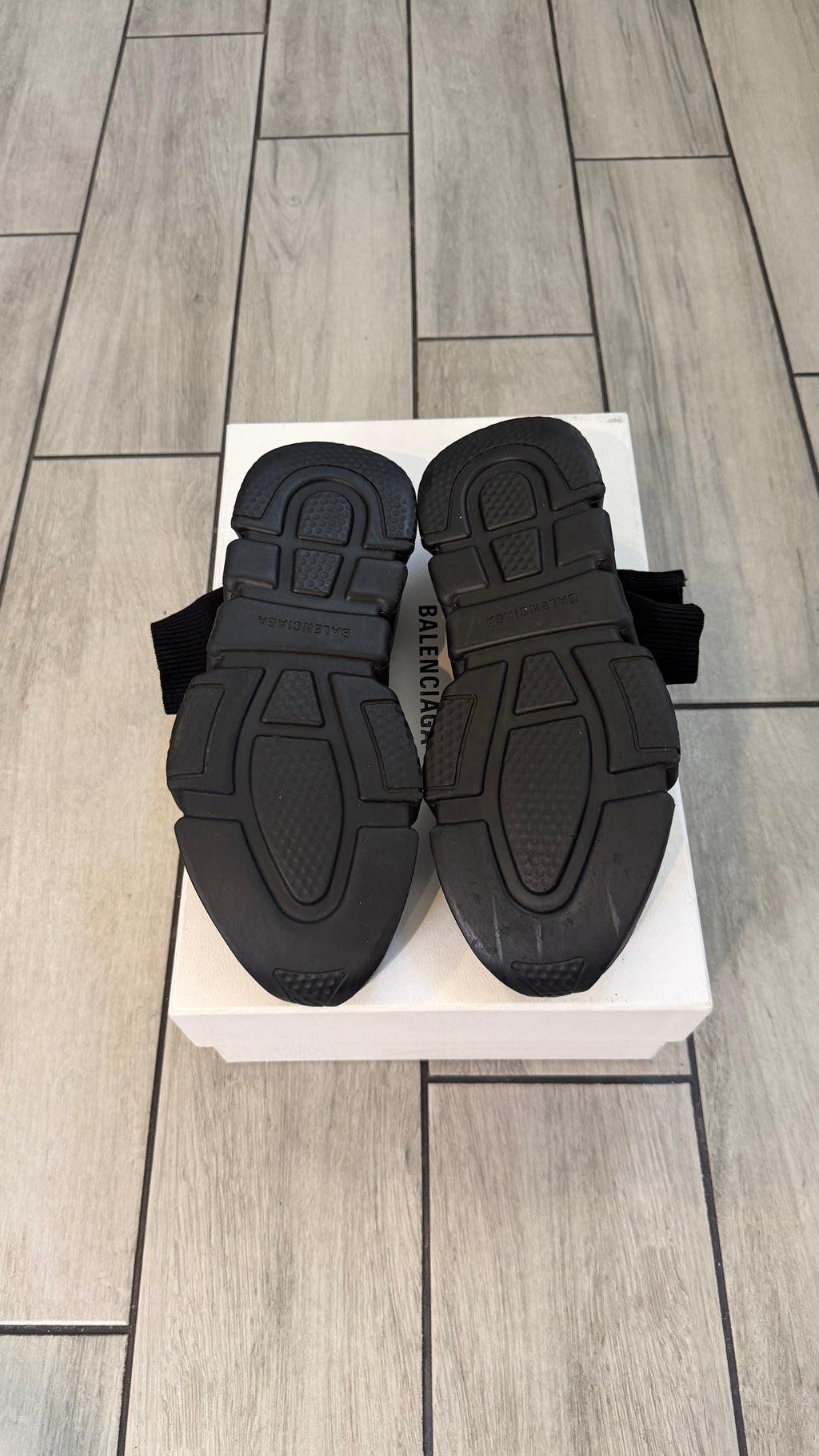 Balenciaga speed trainer sock (size 42EU - 9.5US)