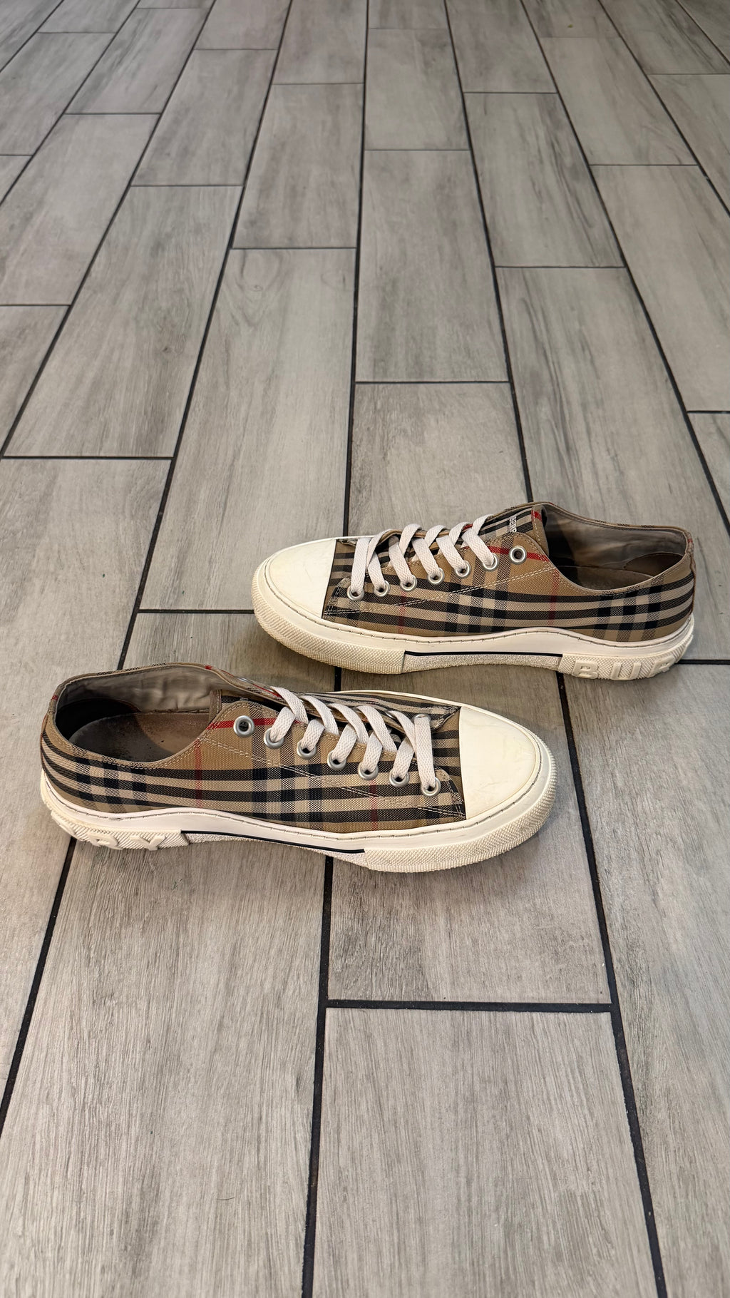 Burberry check sneakers (size 44.5EU - 11.5US)