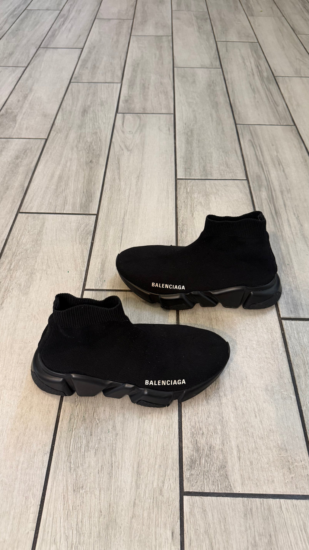Balenciaga speed trainer (size 36EU - 6W - 4.5youth)
