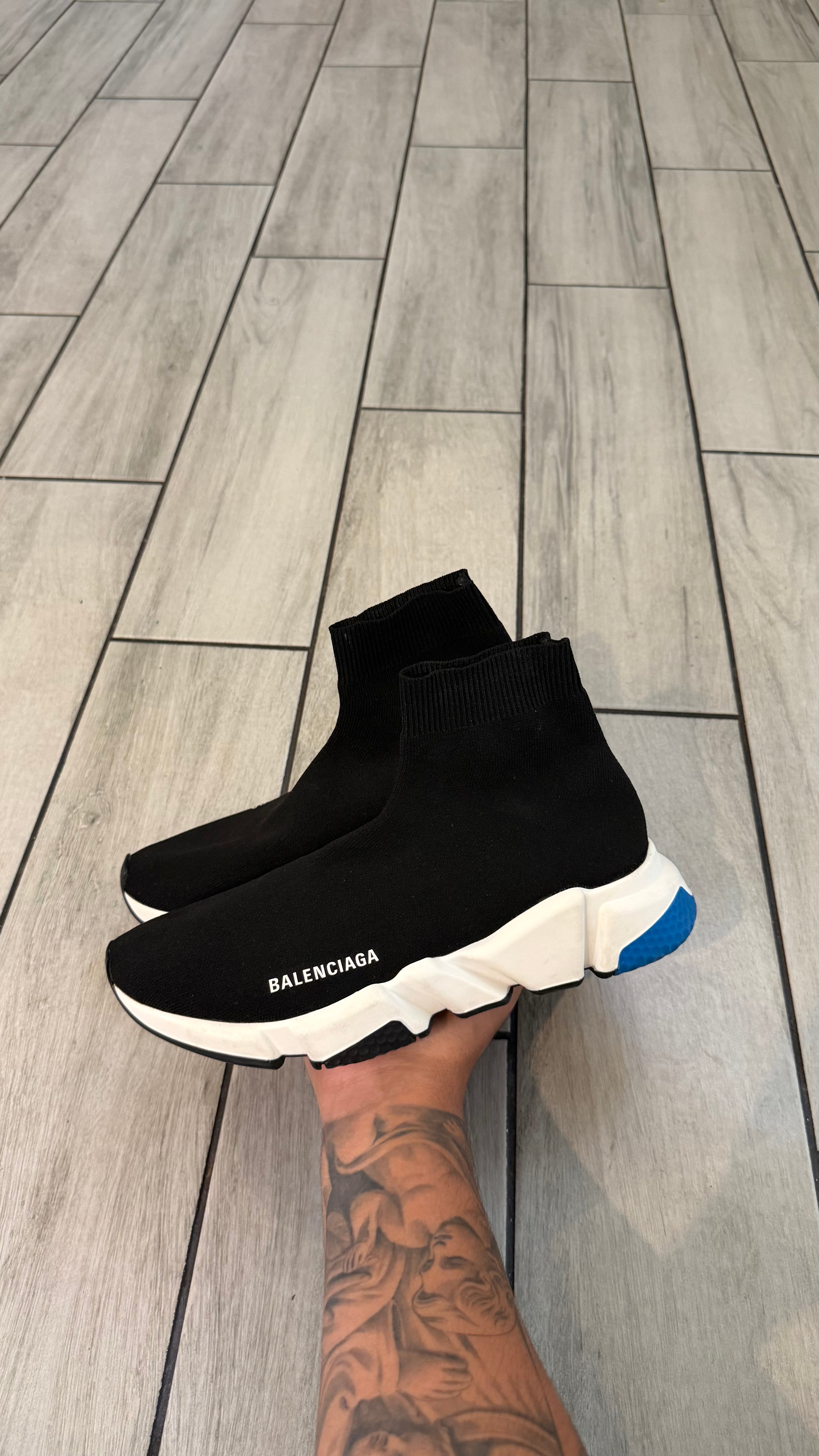 Balenciaga speed trainer (size 40EU - 7.5/8US)