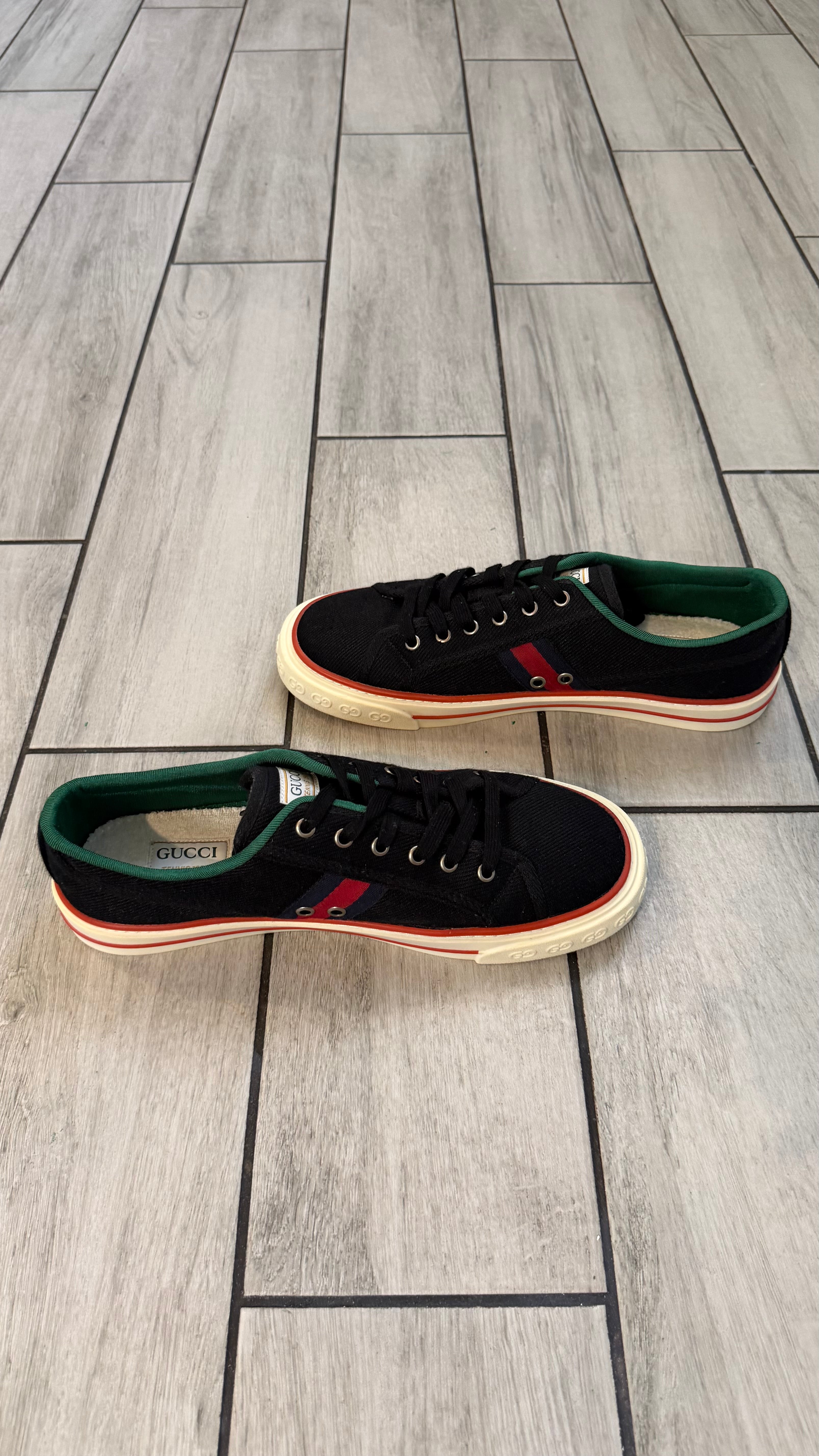 Gucci tennis 1977 (size 9G - 10US)