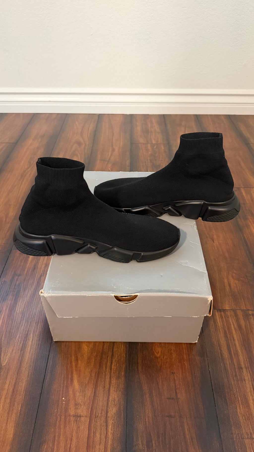 Balenciaga sock speed trainer (size 42EU - 9/9.5US)