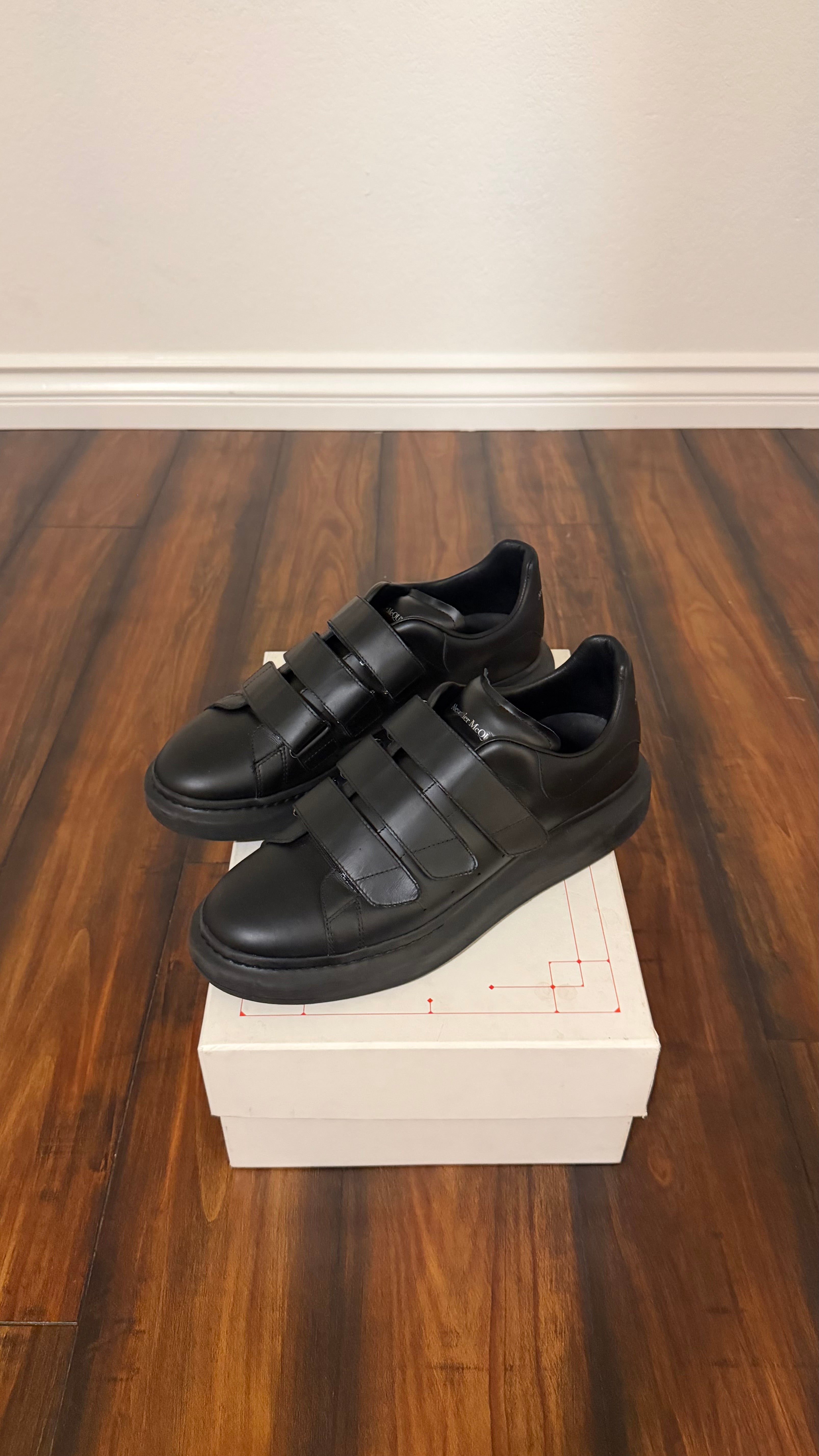 Alexander McQueen sneakers (size 44EU - 11US)