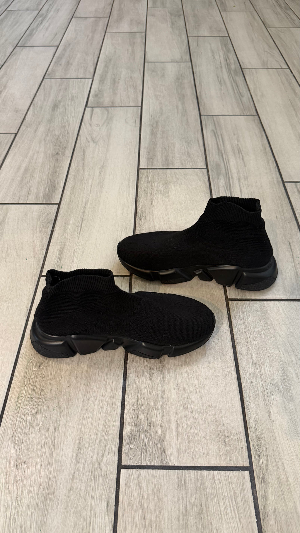Balenciaga speed trainer (size 36EU - 6W - 4.5youth)