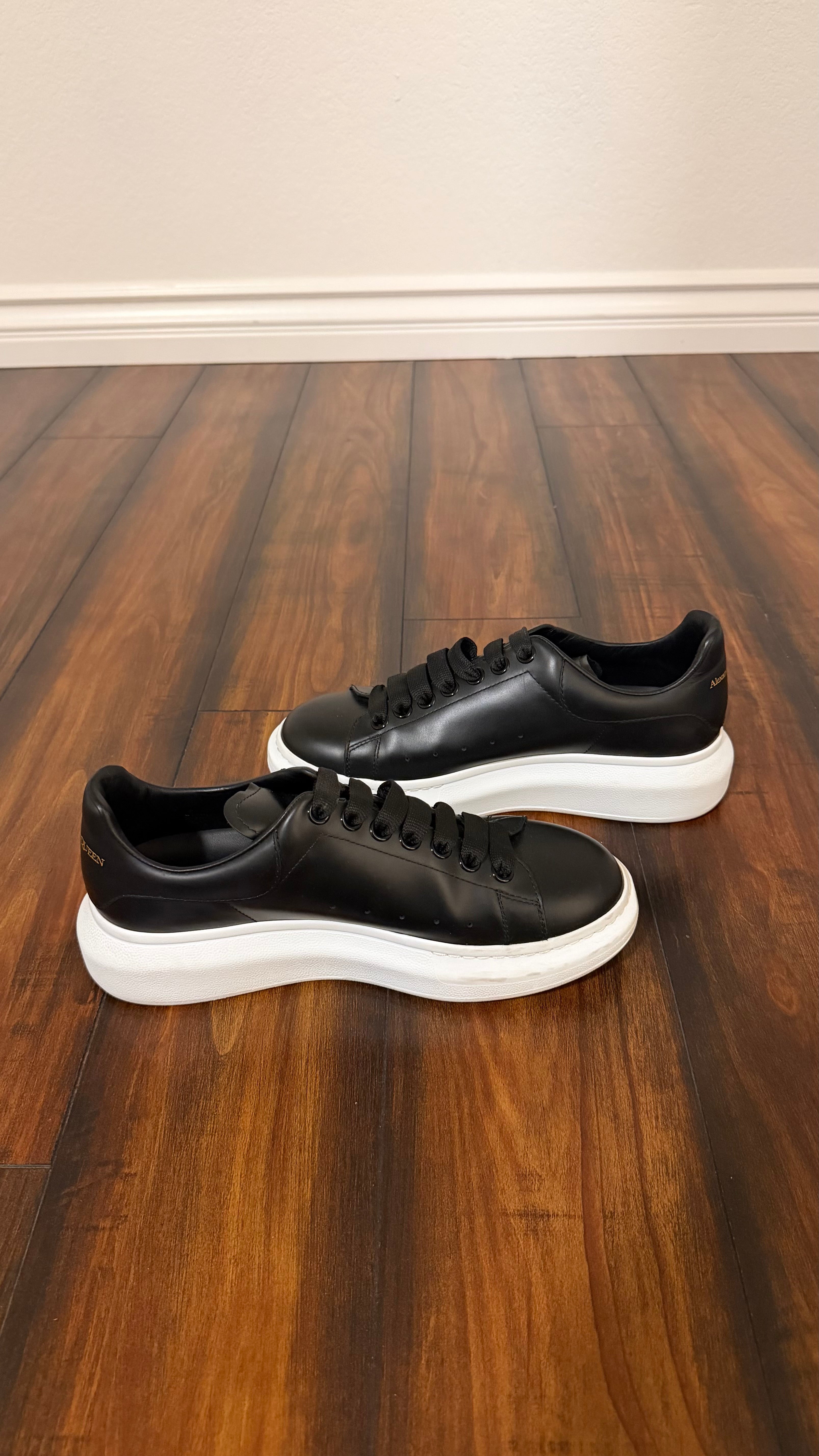 Alexander McQueen sneakers (size 39EU - 7US)