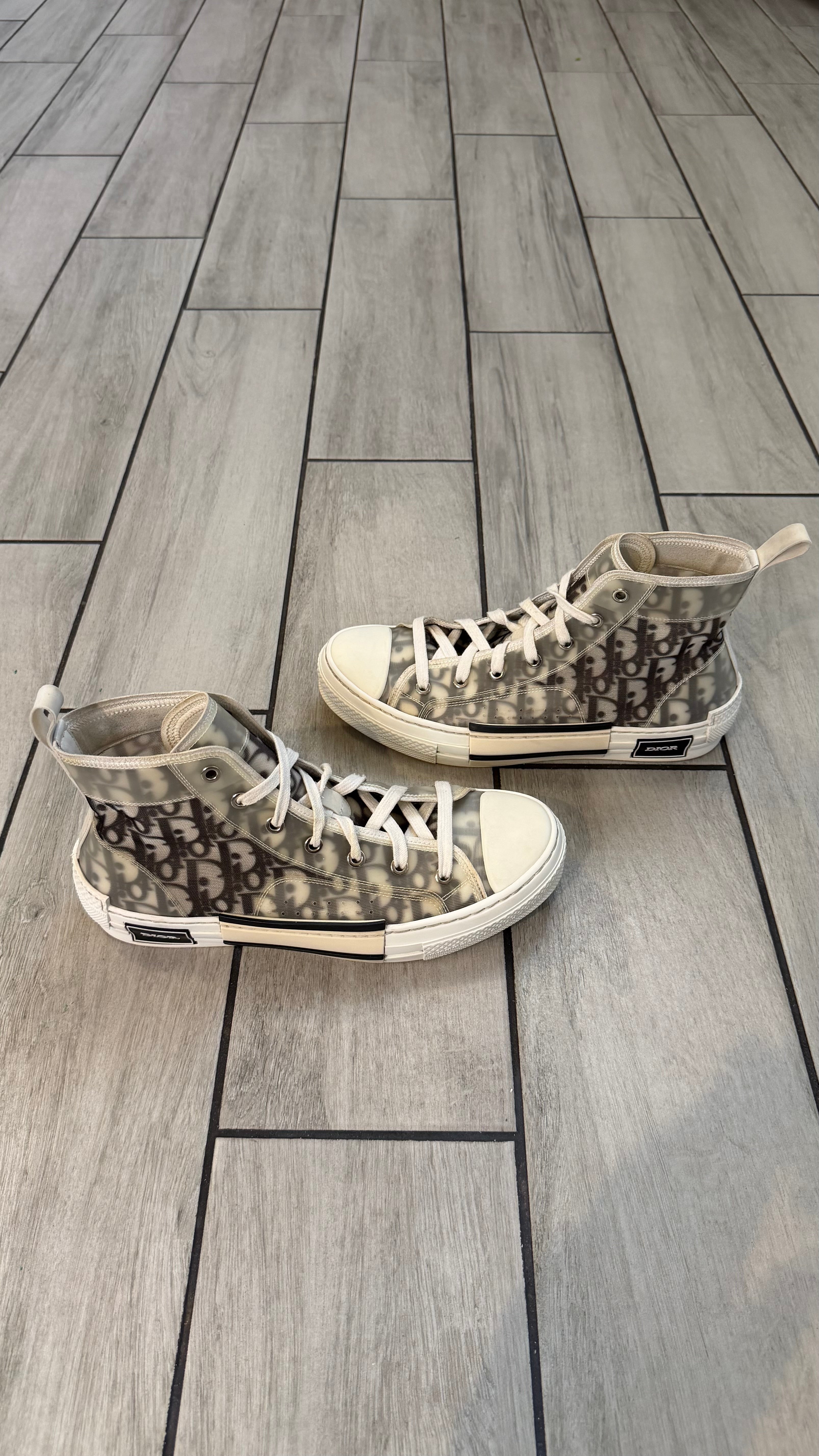 Christian Dior b23 (size 40EU - 8US)